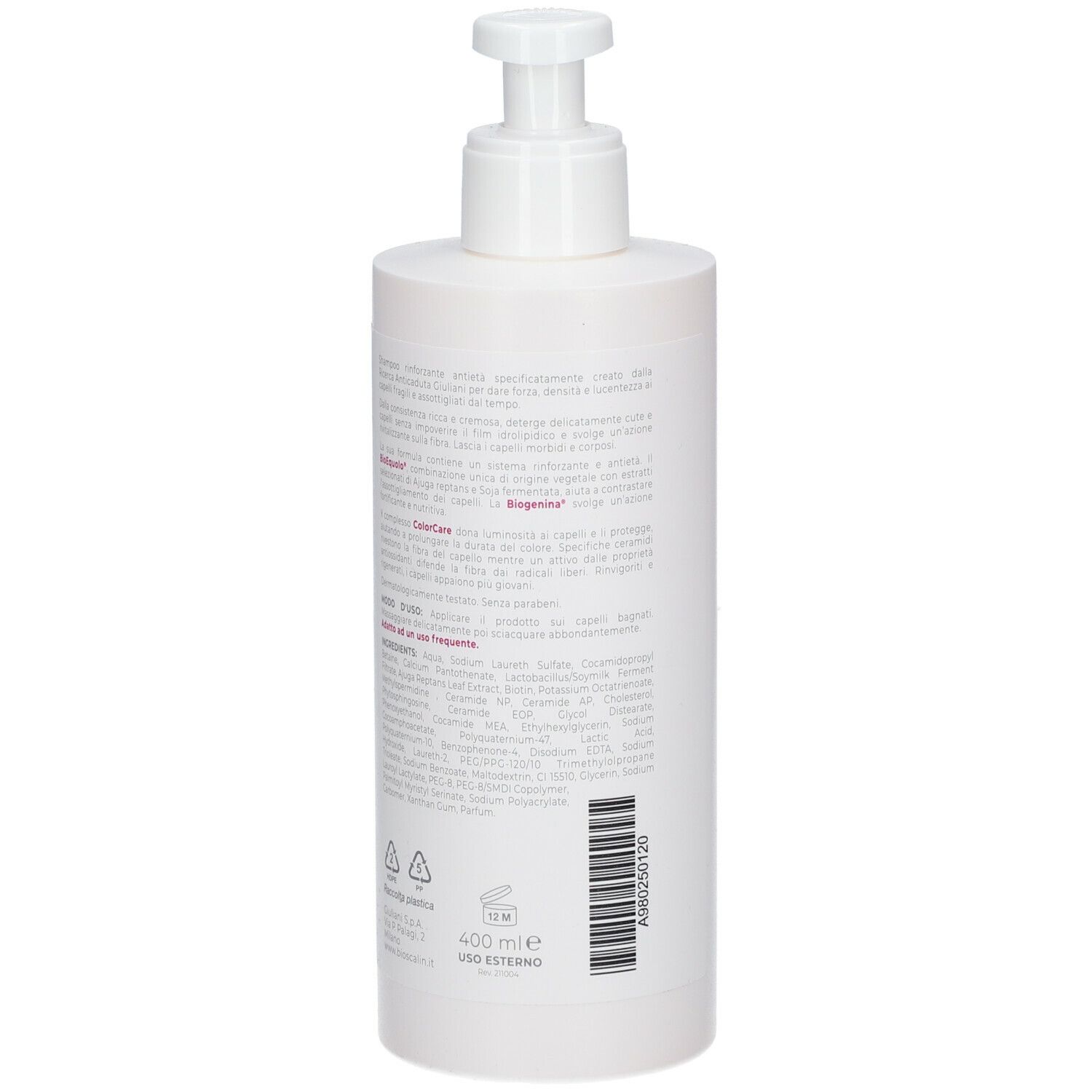 Retro del flacone bianco di shampoo Bioscalin TricoAGE 50+ con dosatore. Testo e informazioni.