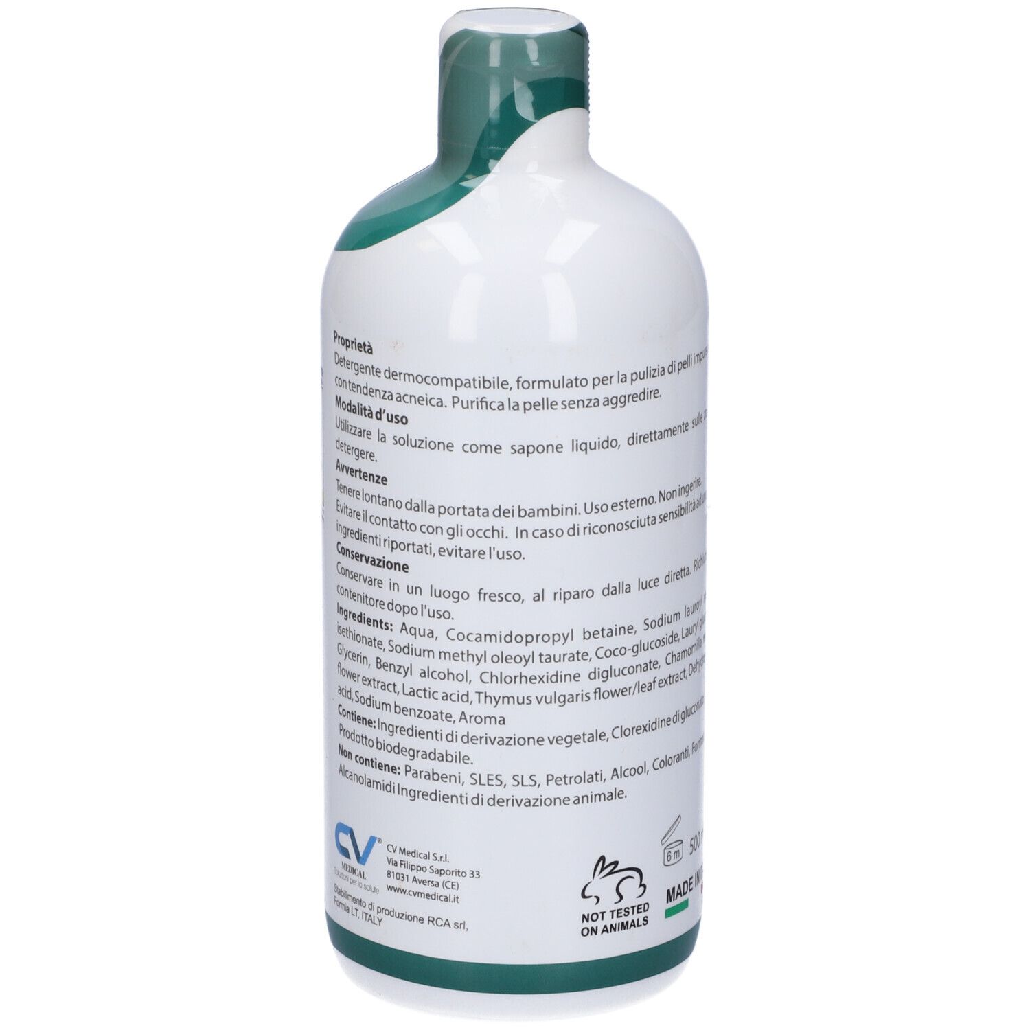 Retro del flacone bianco con tappo verde. Testo: ingredienti, modalità d'uso, avvertenze. 500 ml. Made in Italy. Non testato sugli animali.