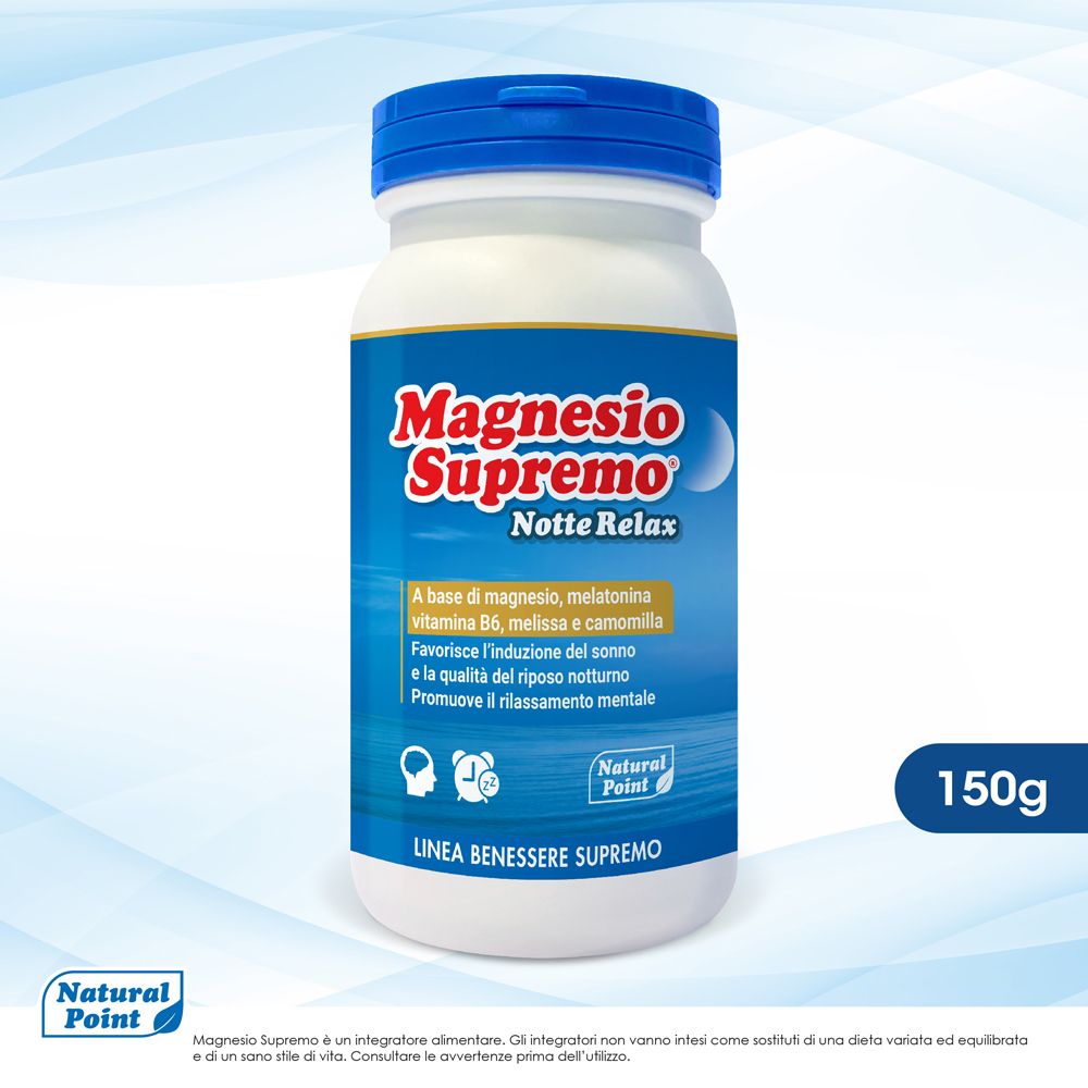 Weiße Flasche mit blauem Deckel. Aufschrift: Magnesio Supremo Notte Relax. 150g. Enthält Magnesium, Melatonin, Vitamin B6, Melisse, Kamille.