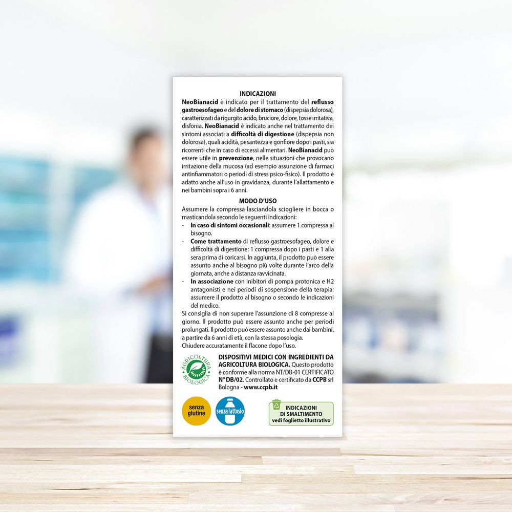 Rückseite der "neo Bianacid"-Schachtel. Text über Indikationen und Anwendung. Marke: Aboca. Zertifizierungen.