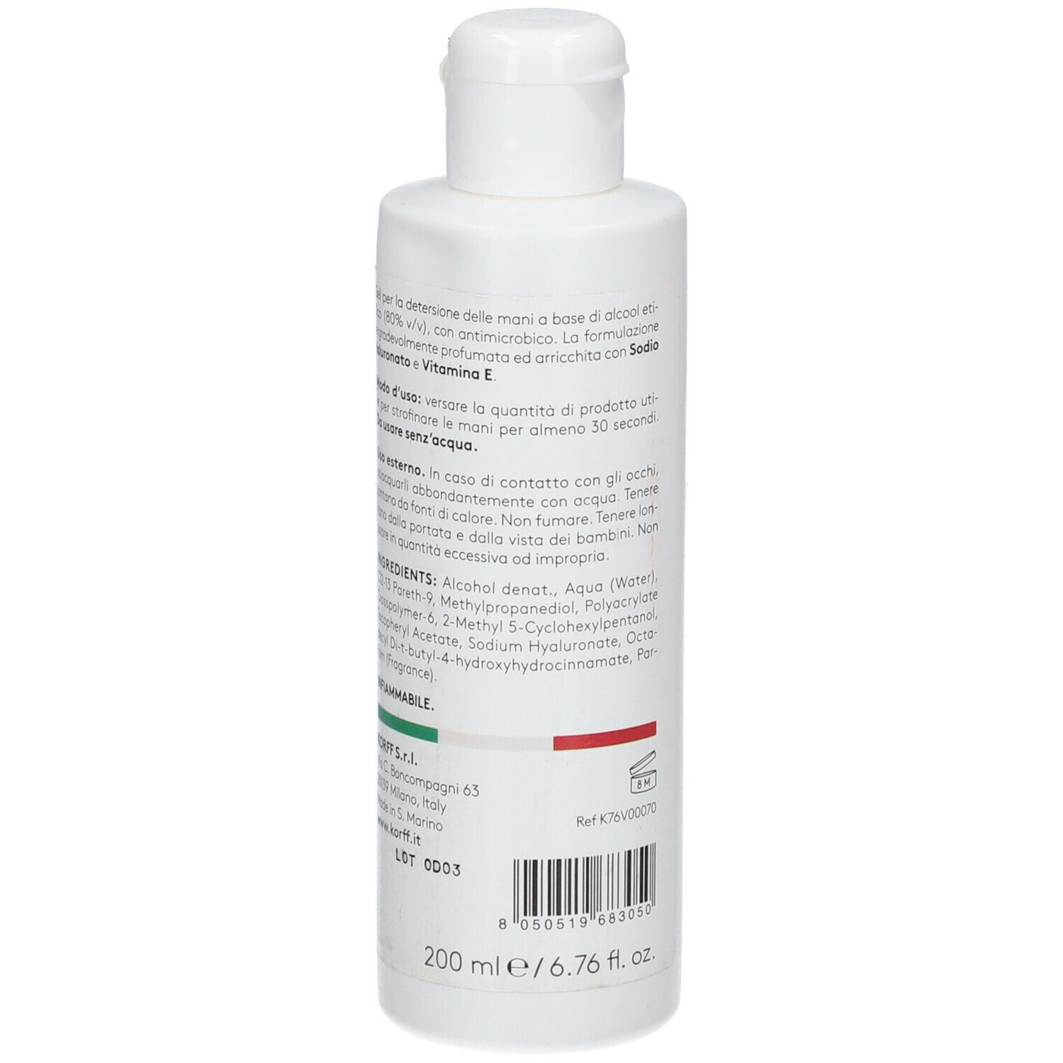 Flacone bianco con testo ed etichetta. Testo: Ingredienti, 200 ml. Bandiera italiana e verde.