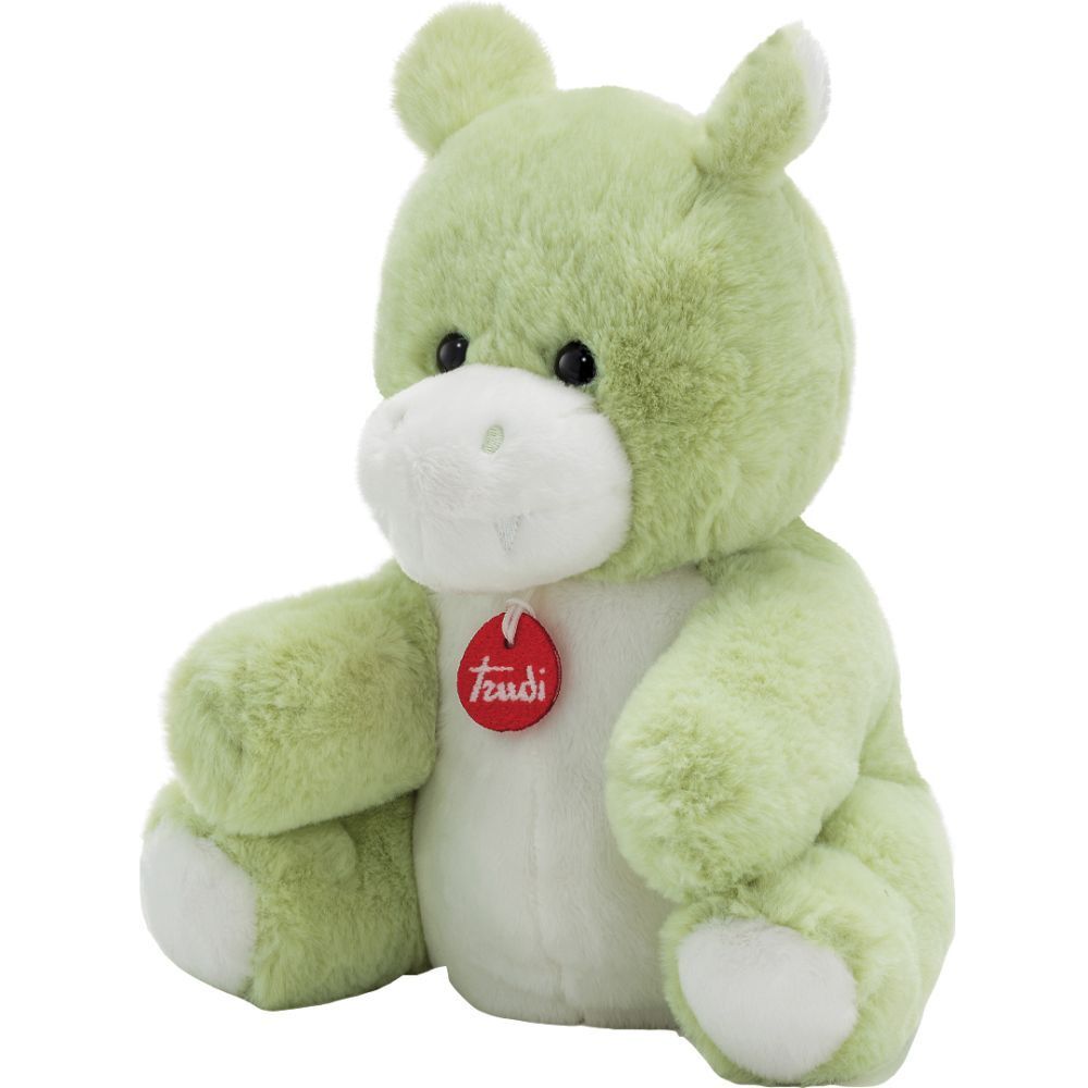 Peluche verde a forma di ippopotamo. Pancia e muso bianchi. Etichetta rossa con logo Trudi.