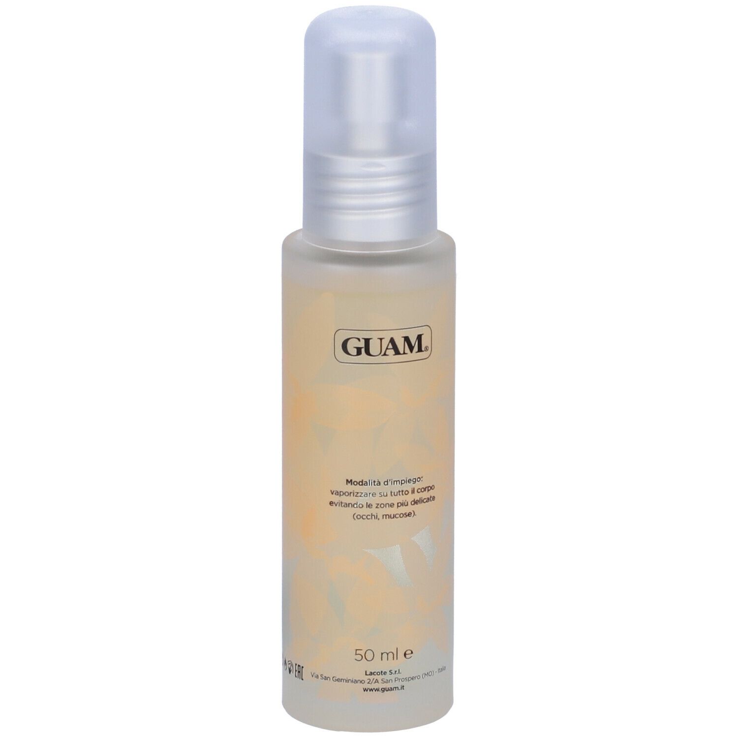 Flacone GUAM con vaporizzatore. Liquido giallo-beige. Scritta. 50 ml e. Scritta. GUAM.