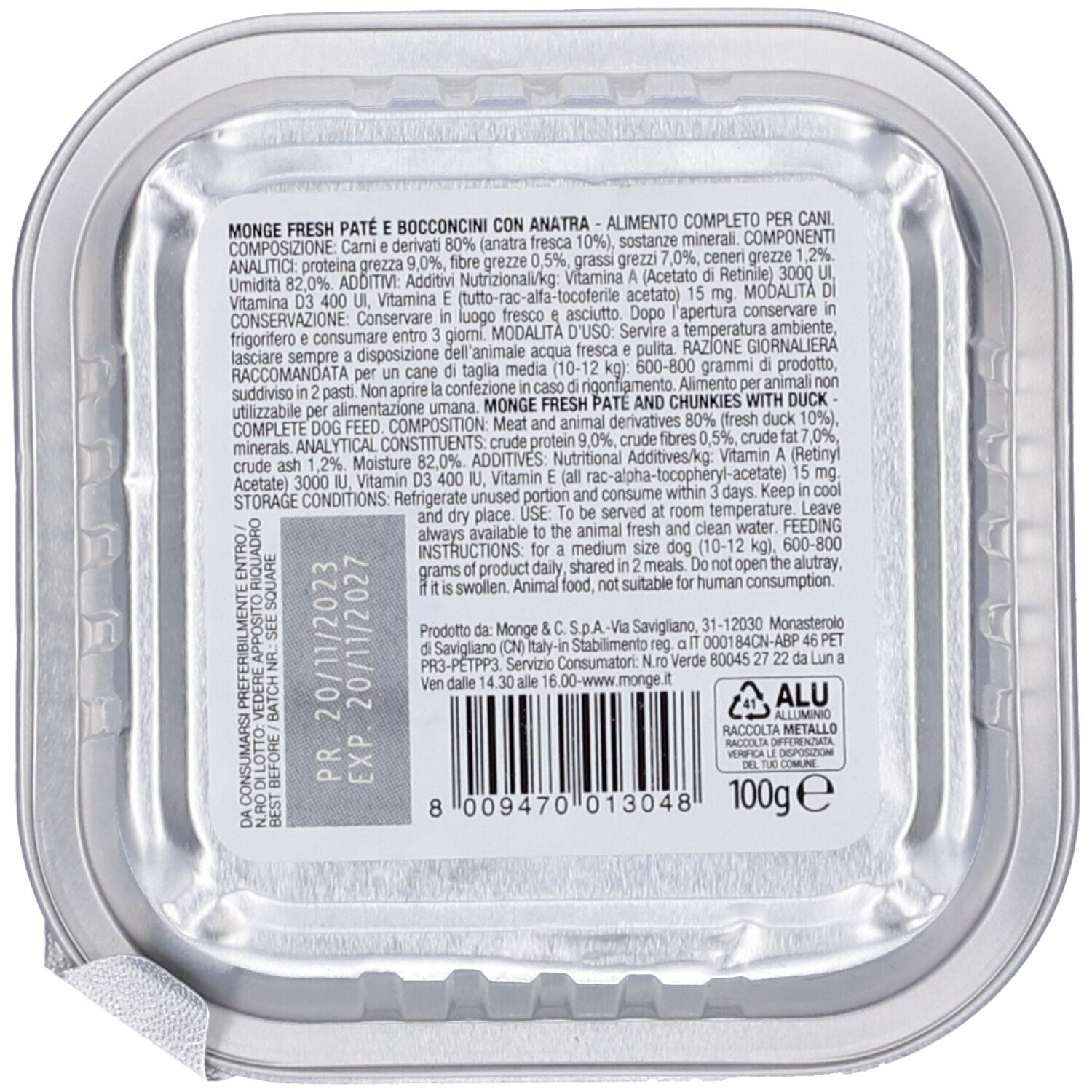 Monge Fresh Anatra, retro della vaschetta quadrata con testo. Contiene informazioni sugli ingredienti e la durata.