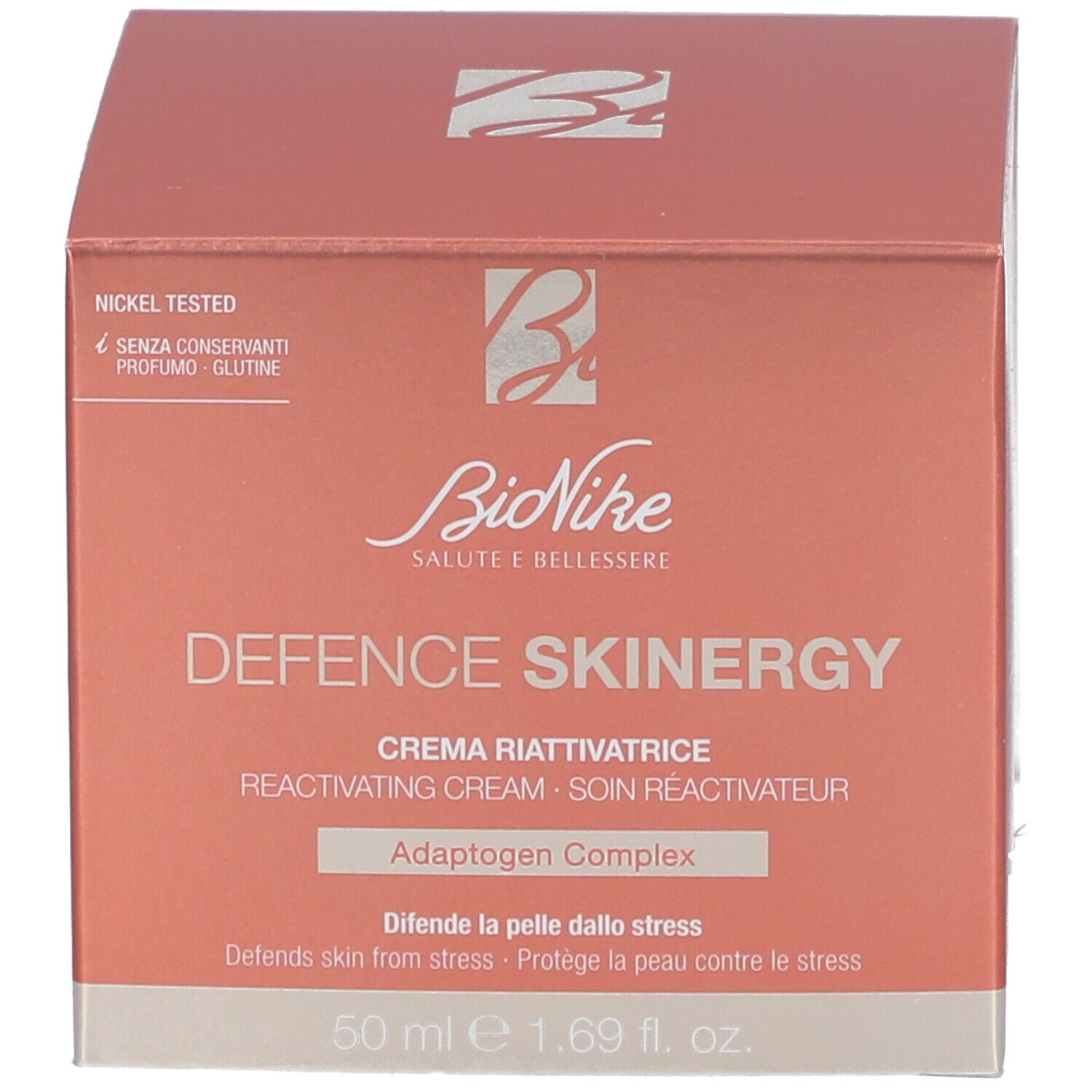 Confezione del prodotto. Scritta: Defence Skinergy, Crema Riattivante. Marchio: BioNike. 50 ml.
