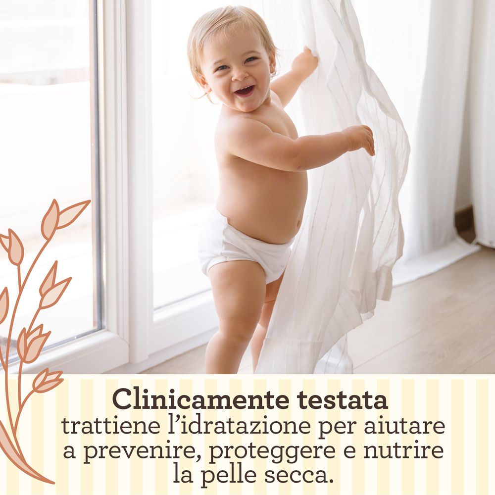 Bébé devant une fenêtre. Texte : "Clinicamente testata trattiene l'idratazione per aiutare a prevenire...".