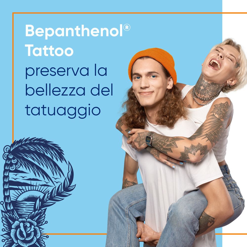 Paar umarmt sich, beide mit Tattoos. Text: Bewahrt die Schönheit des Tattoos. Blaue Rose-Illustration.