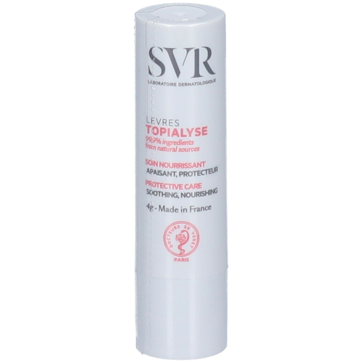 Stick labbra bianco con testo rosso e nero. Marchio SVR. Testo: Levres Topialyse, 99% ingredienti di origine naturale.
