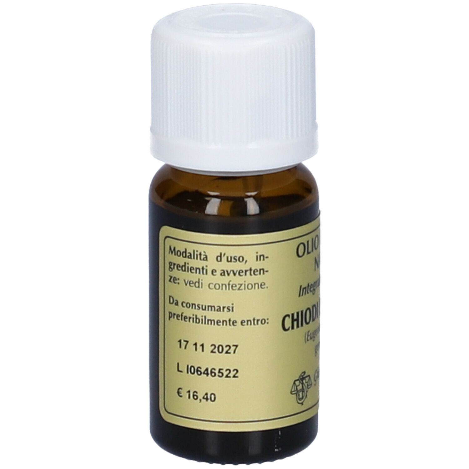 Flacone di vetro marrone con tappo bianco. Scritta: Olio Essenziale Naturale, Chiodi di Garofano. Etichetta con data di scadenza e prezzo.