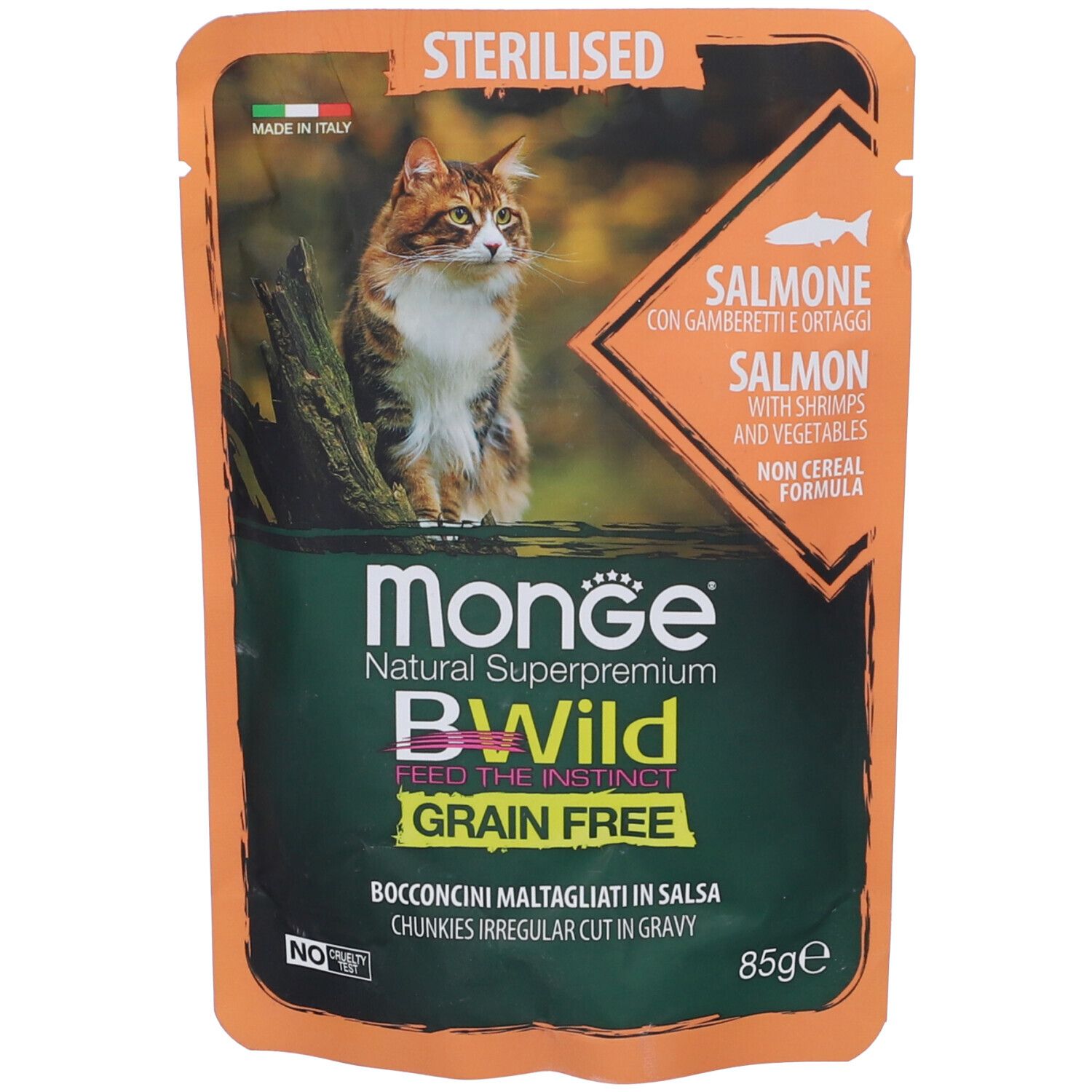 Retro di Monge Bwild Busta Sterilised Salmone/Gamberetti/Ortaggi. Testo con ingredienti, raccomandazioni per l'alimentazione e data di scadenza.