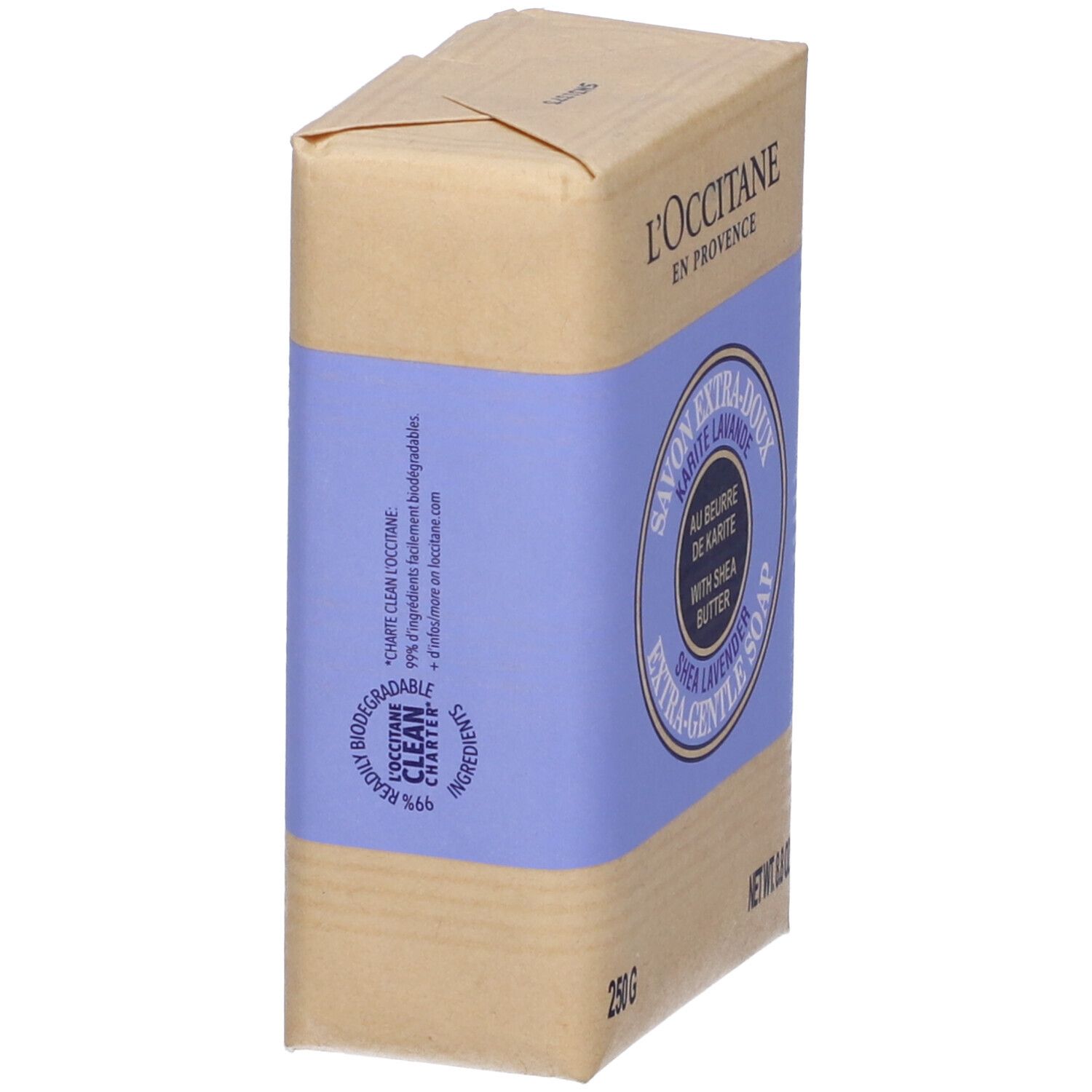 Confezione di sapone. Scritta: L'Occitane, Savon Extra-Doux Karité Lavande. 99% biodegradabile. 250g, Net Wt. 8.8 oz.