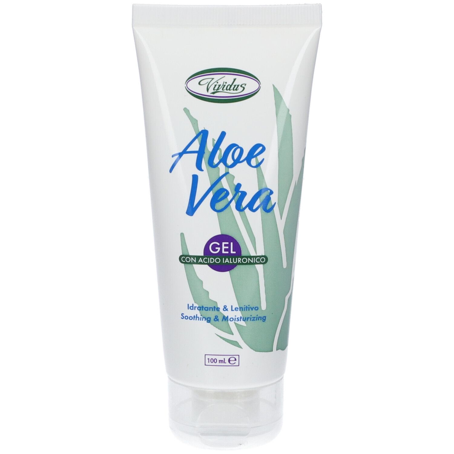 Tubo bianco con logo verde e scritta "Aloe Vera Gel". Scritta blu, illustrazione di foglie di aloe vera. Tappo trasparente.