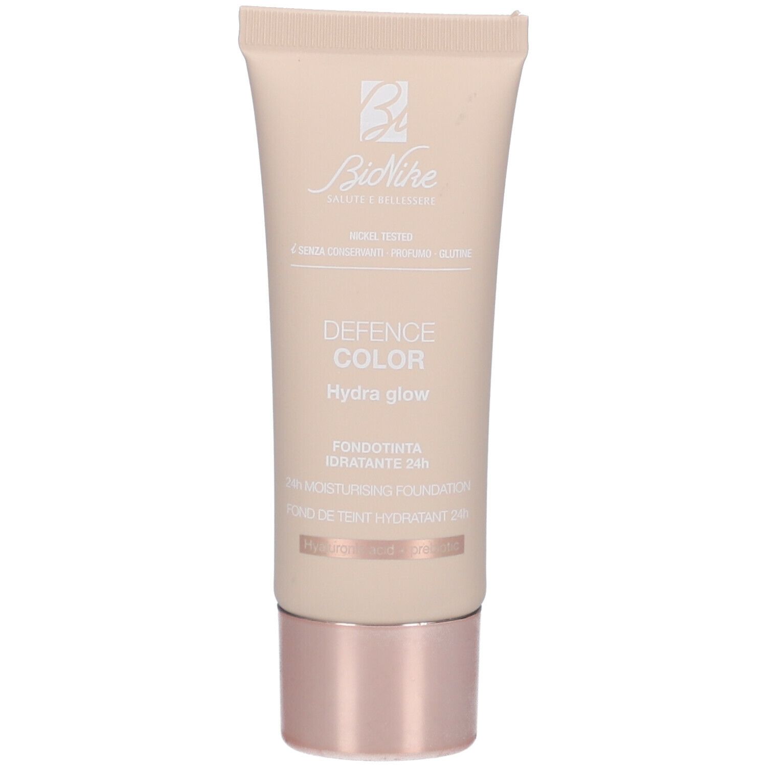 Tubo beige BioNike Defence Color Hydra Glow. Scritto: Fondotinta Idratante 24h. Nickel Tested.