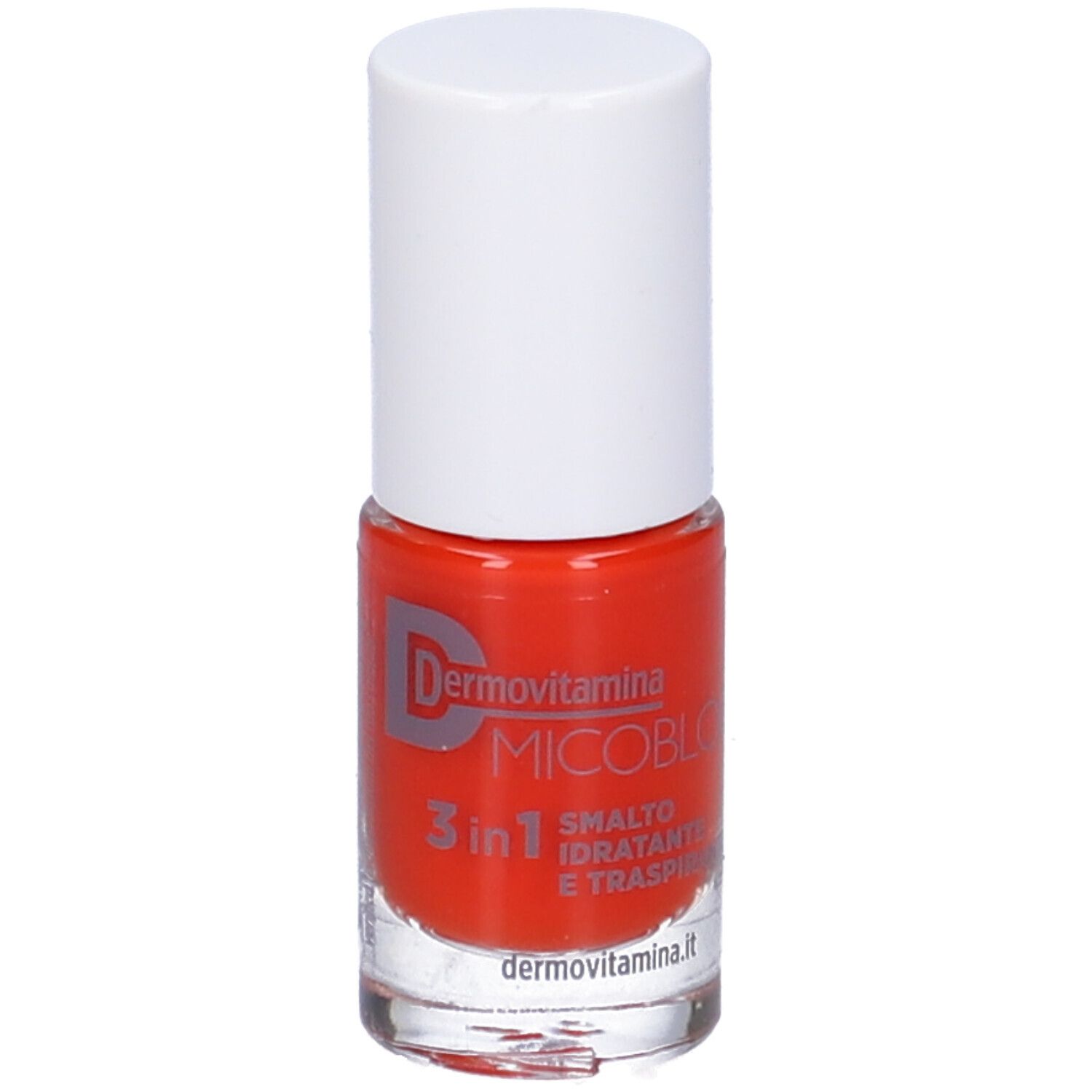 Flacone di smalto con tappo bianco. Smalto rosso. Scritta: Dermovitamina Micoblock 3 in 1 Smalto Idratante e Traspirante.