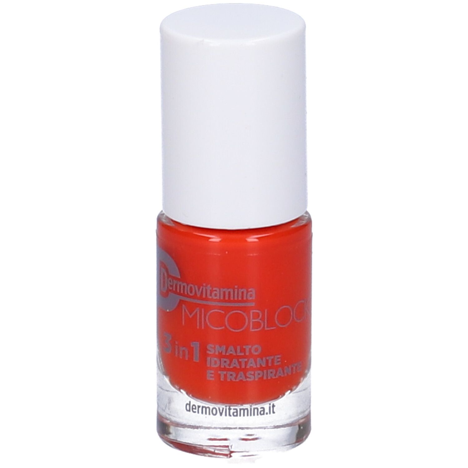 Flacone di smalto con tappo bianco. Smalto rosso. Scritta: Dermovitamina Micoblock 3 in 1 Smalto Idratante e Traspirante.