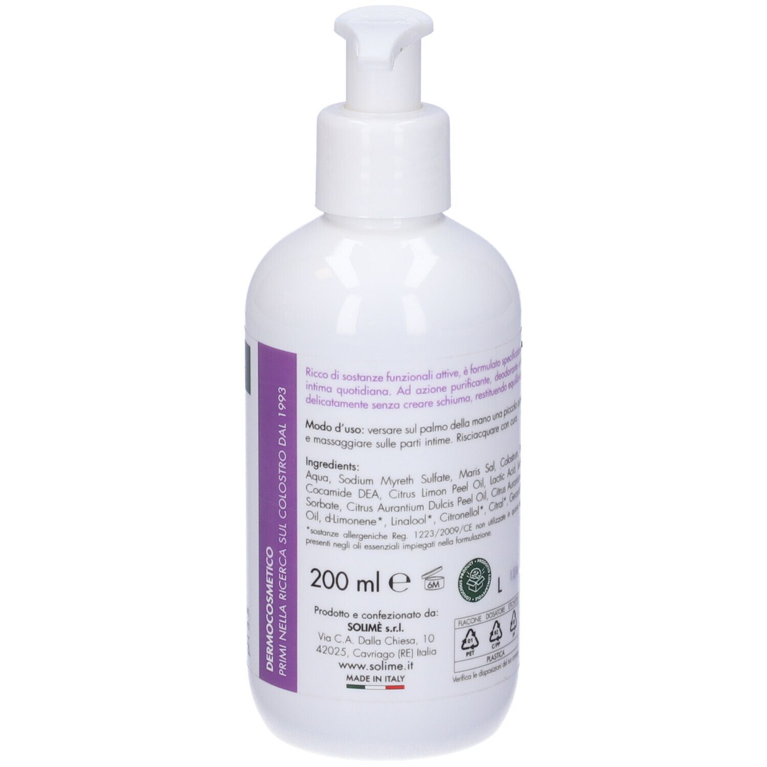 Flacone bianco con dosatore a pompa. Retro con testo, ingredienti, 200 ml e simboli di riciclaggio. Nessun'altra caratteristica.
