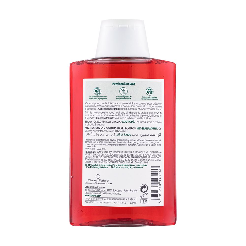 Rückseite einer roten Shampoo-Flasche. Text in mehreren Sprachen, darunter Deutsch, Französisch, Italienisch und Niederländisch.