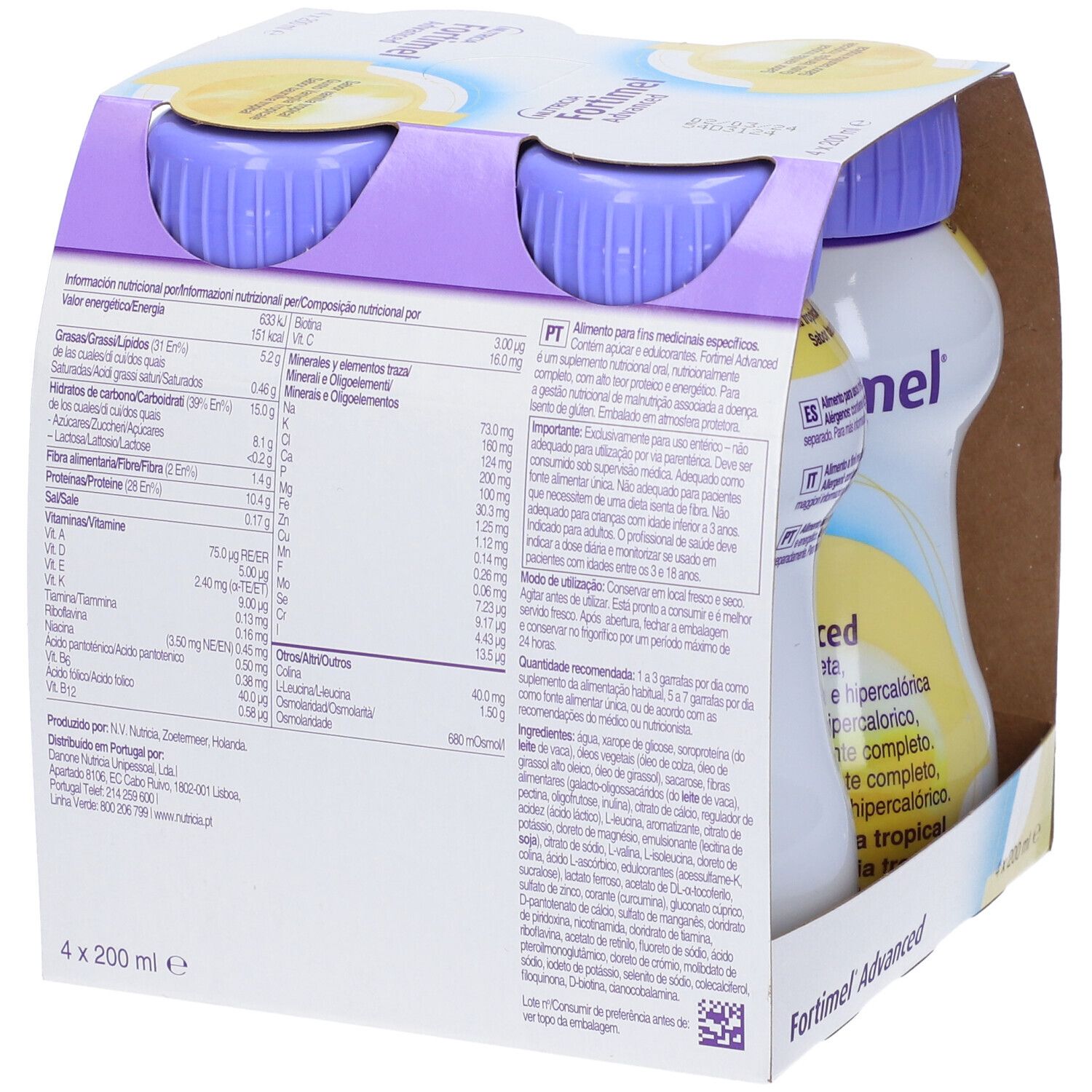 Retro della confezione di quattro bottiglie Nutricia Fortimel Advanced. Contiene informazioni nutrizionali e istruzioni per l'uso in più lingue.