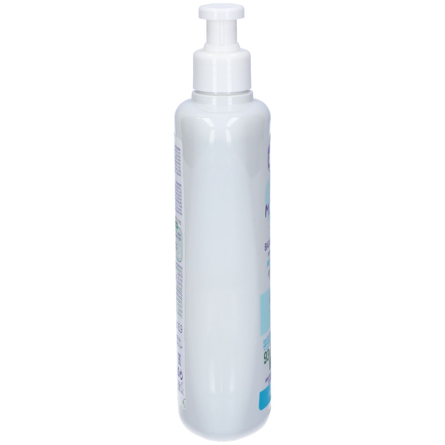 Flacone bianco con dosatore, vista laterale. Scritte: Chicco Baby Moments, Bagno Corpo, Protection, Body Wash. 93% ingredienti naturali.