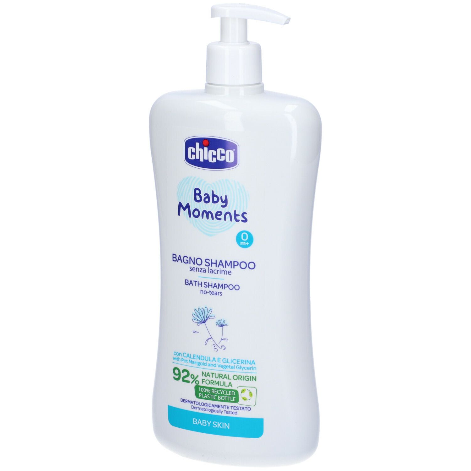 Flacone bianco con dosatore. Scritta: Chicco Baby Moments Bagno Shampoo Senza Lacrime. Formula naturale al 92%.