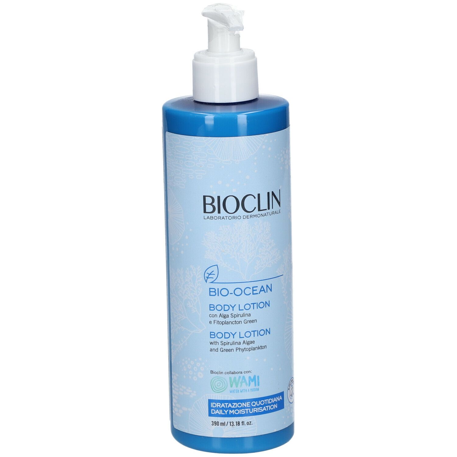 BIOCLIN Bio-Ocean Body Lotion. Flacone blu con erogatore bianco. Etichetta del prodotto con testo.