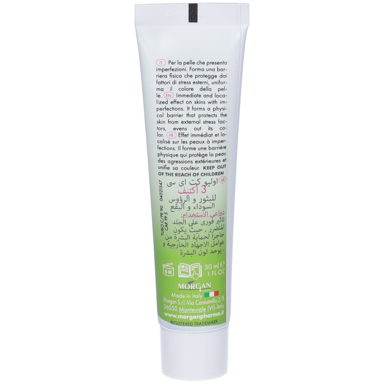Eine weiße Tube mit grünem Etikett, das Informationen über Hautpflegeprodukte enthält. 30 ml.