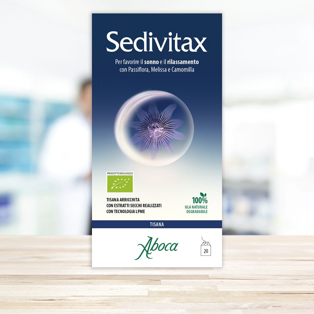 Verpackung von Sedivitax Tisana. Text: Für Schlaf und Entspannung. 20 Beutel. Aboca-Logo. Biologisch abbaubar.