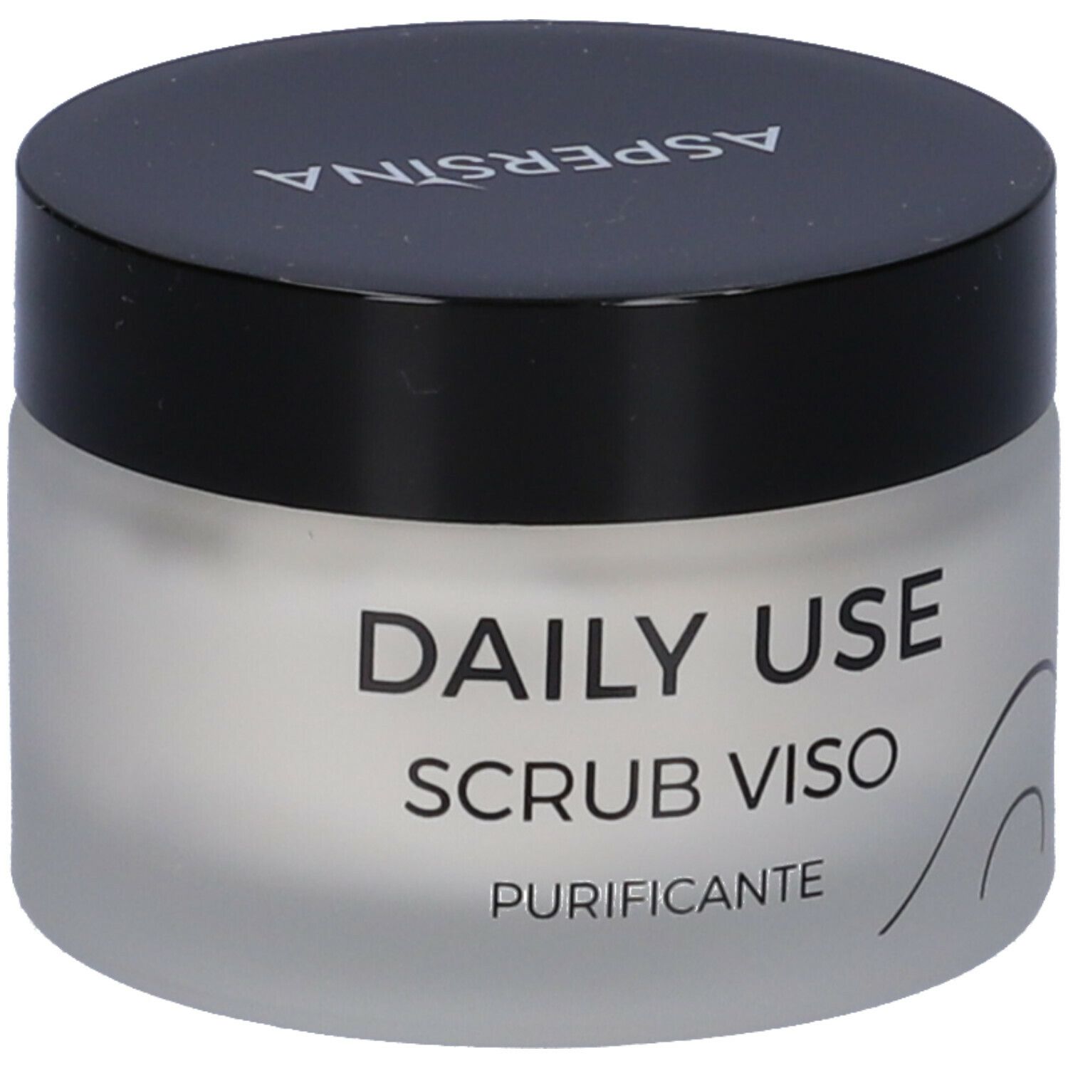 Vaso di crema con coperchio nero. Sul coperchio è scritto "ASPERSINA". Sul vaso è scritto "DAILY USE SCRUB VISO PURIFICANTE".