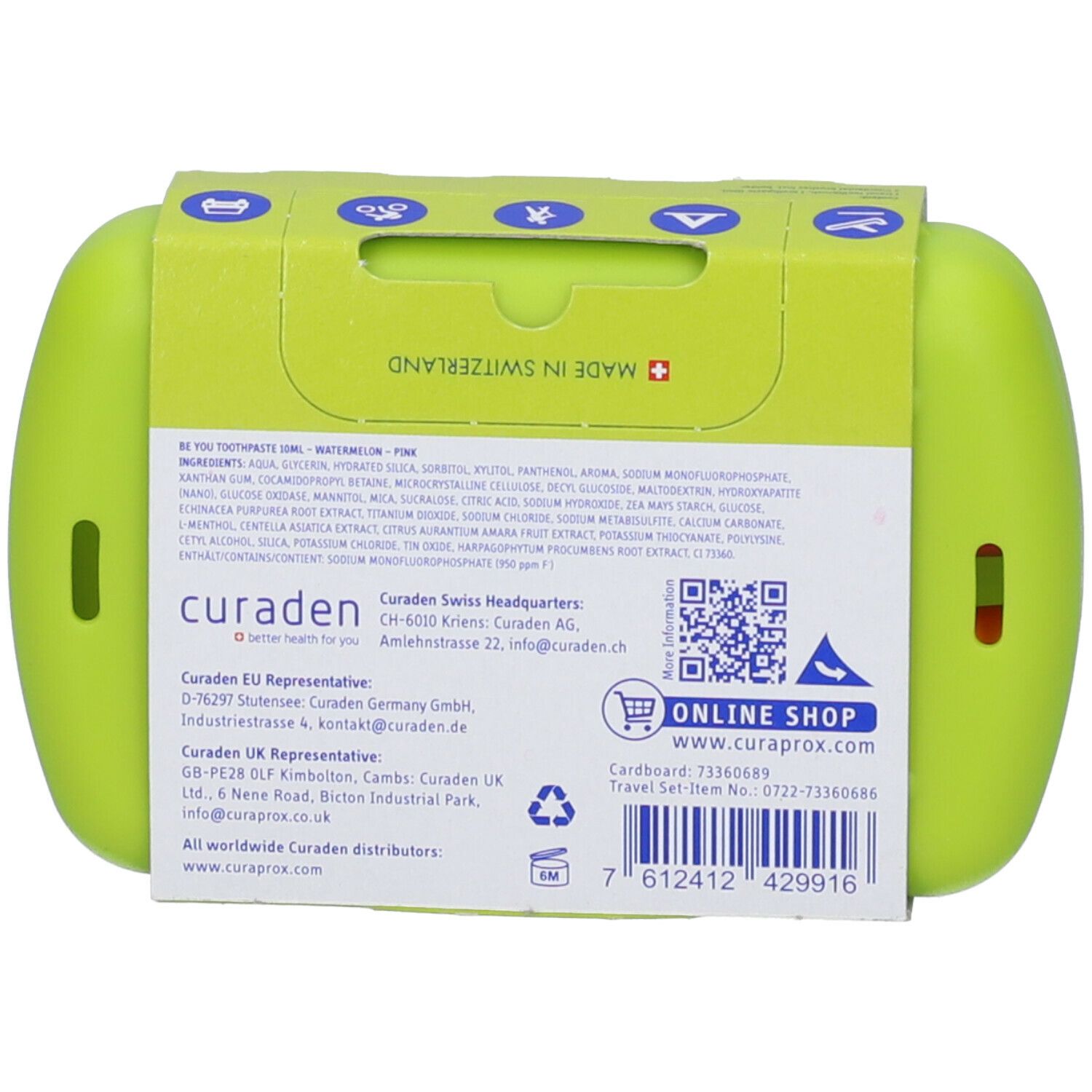 Retro del set da viaggio Curaprox verde. Stampa con ingredienti, informazioni del produttore e codice QR.