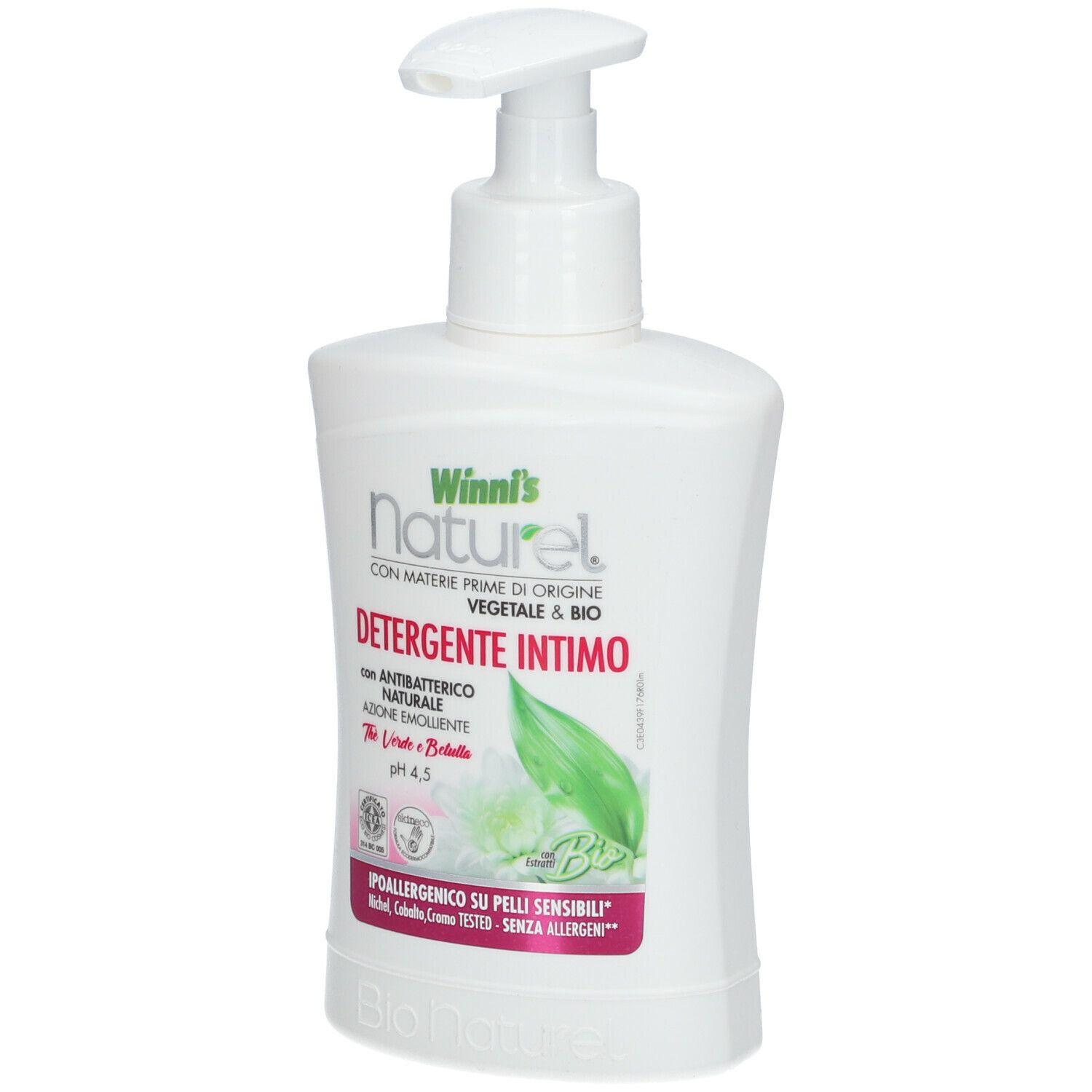 Flacone bianco con dosatore. Scritta: Winni's Naturel, Detergente Intimo, Thè Verde e Betulla. pH 4.5. Certificazioni.