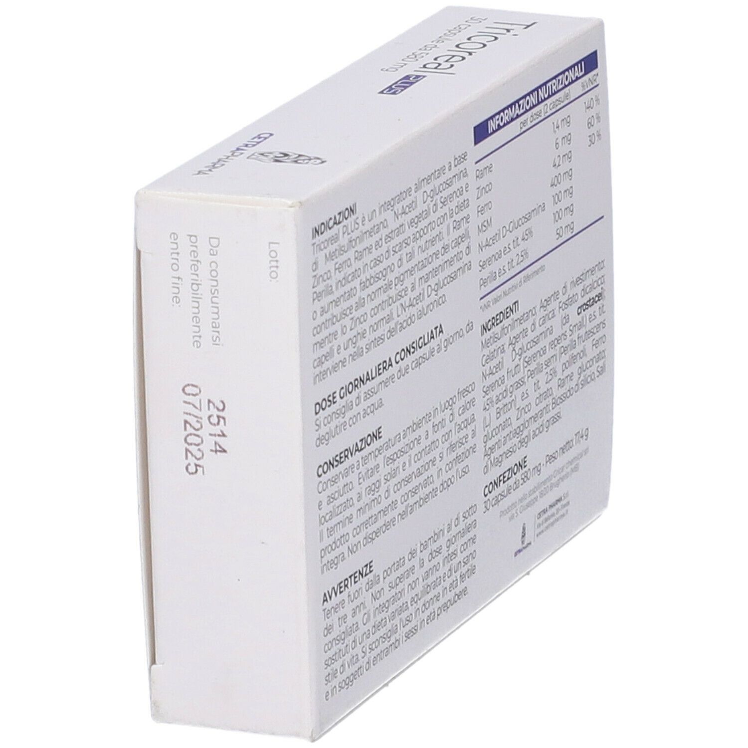 Scatola "Tricoreal PLUS" in prospettiva. Contiene informazioni e data di scadenza. Testo in italiano.