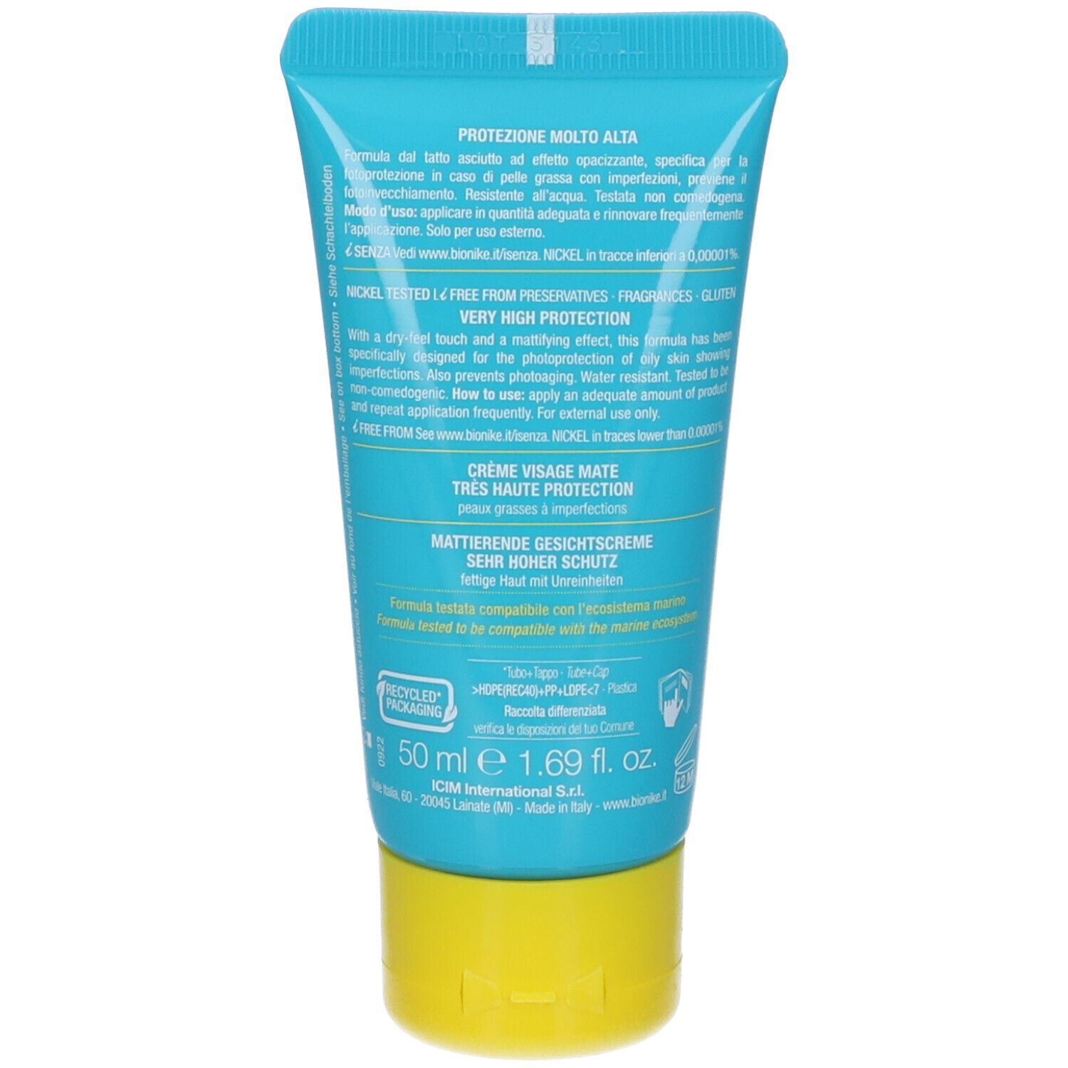 Tube mit Sonnenschutzcreme, 50 ml, mit gelbem Verschluss und türkisfarbenem Etikett.