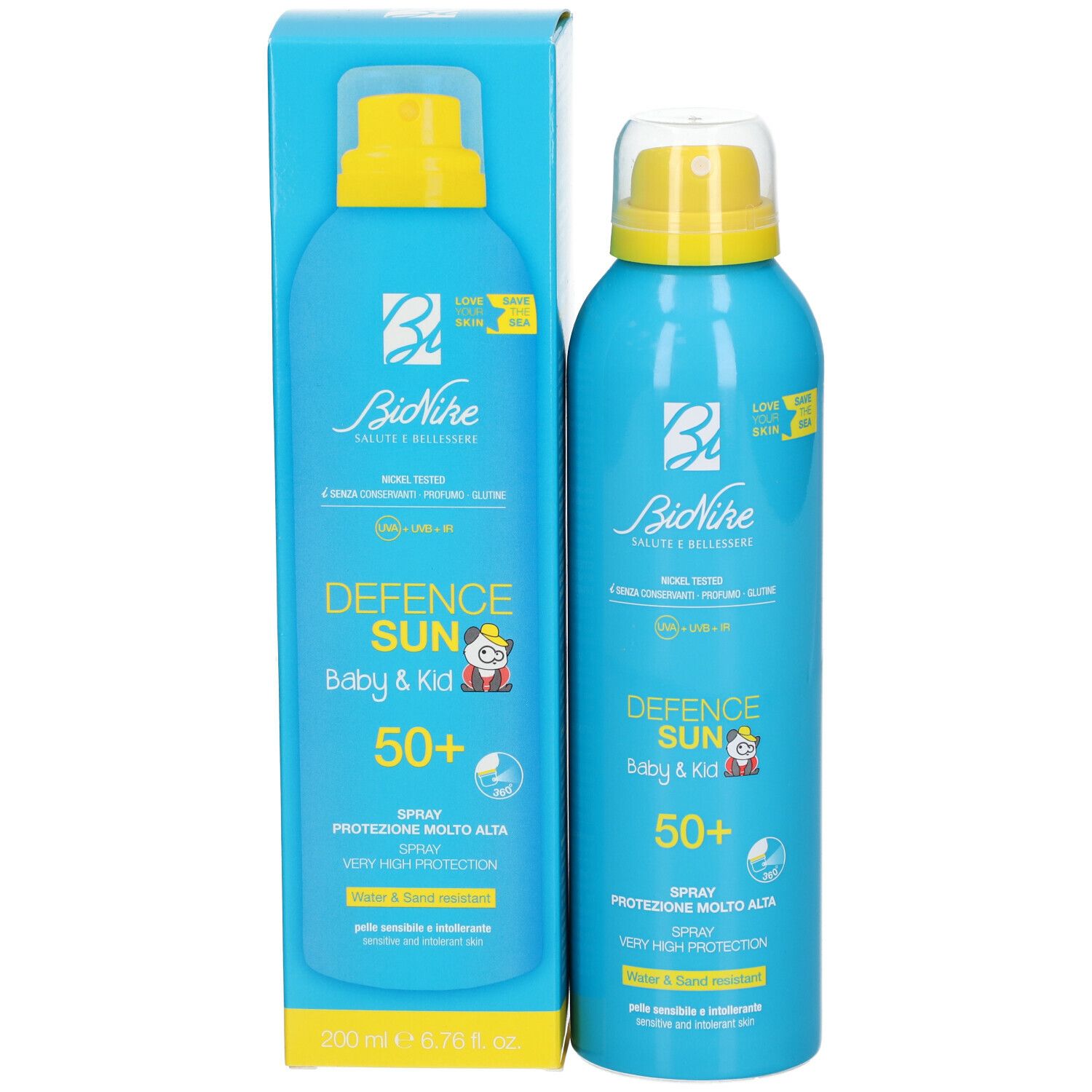 Due flaconi spray turchesi con erogatori gialli e una confezione. Scritta: Defence Sun Baby & Kid 50+.