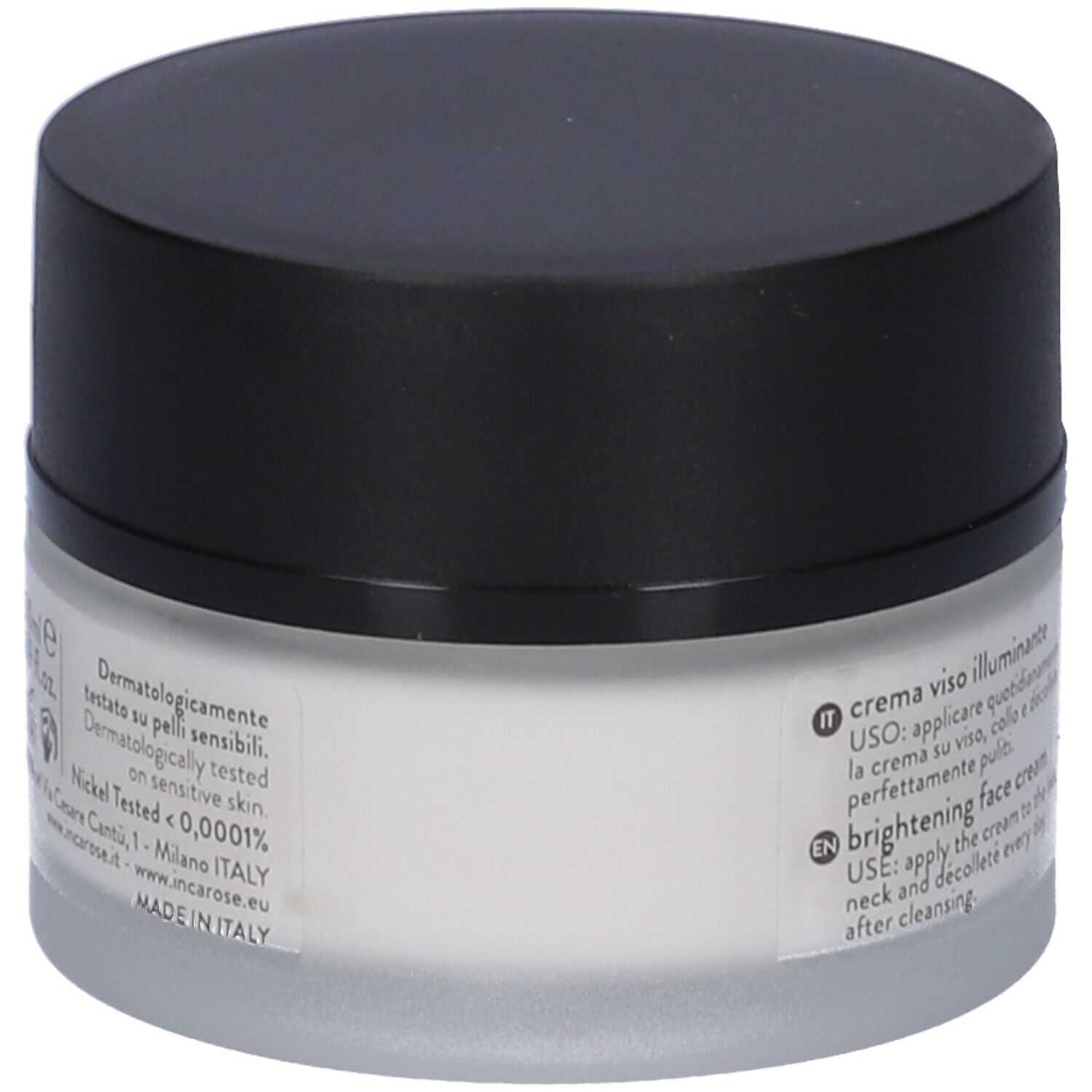 Vasetto di crema con coperchio nero. Testo: Dermatologisch getestet, Nickel Tested <0,00001%.