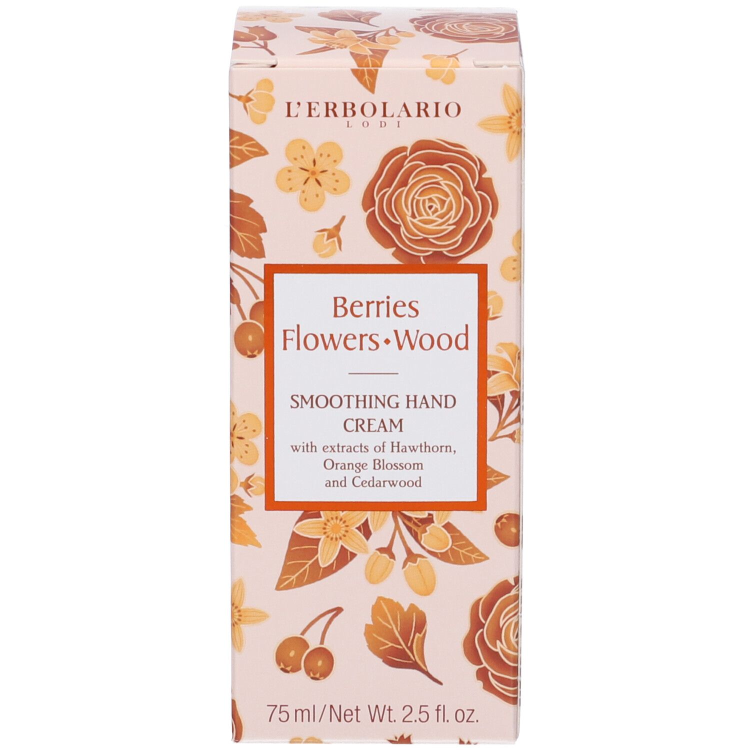 Scatola con motivo floreale. Testo: Berries Flowers Wood, Smoothing Hand Cream. 75ml. Sfondo bianco.