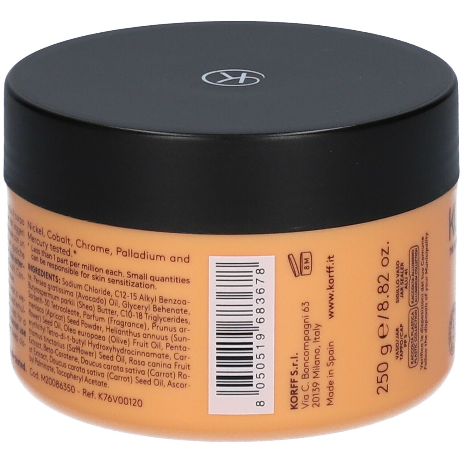 Retro di un barattolo con coperchio nero. Codice a barre e ingredienti. 250 g.