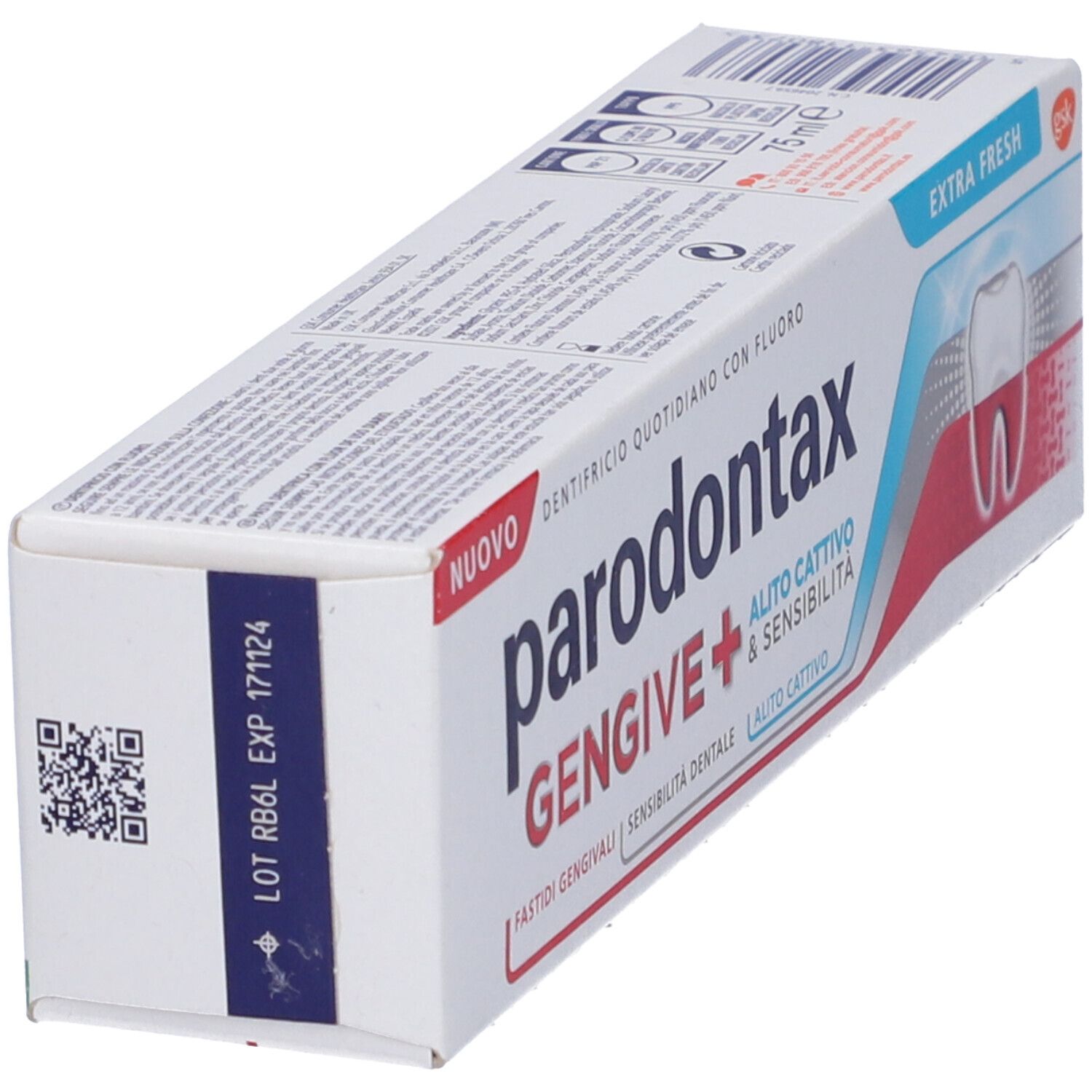 Scatola di dentifricio in diagonale. Nome del prodotto e 'Extra Fresh' visibili. Design bianco, rosso e blu. Codice QR.