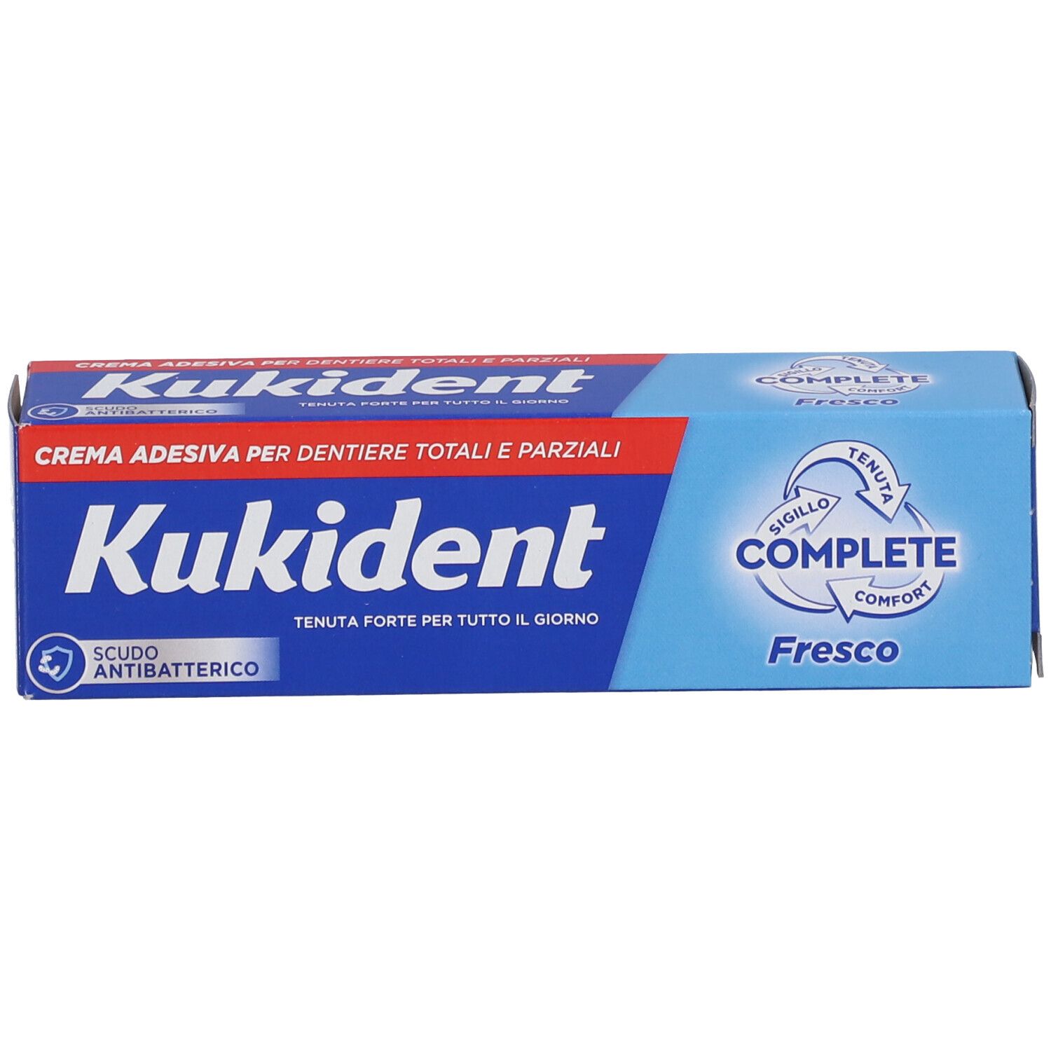 Confezione Kukident Complete Fresco. Design blu e bianco. Scritto: Complete Fresco. Protezione antibatterica.