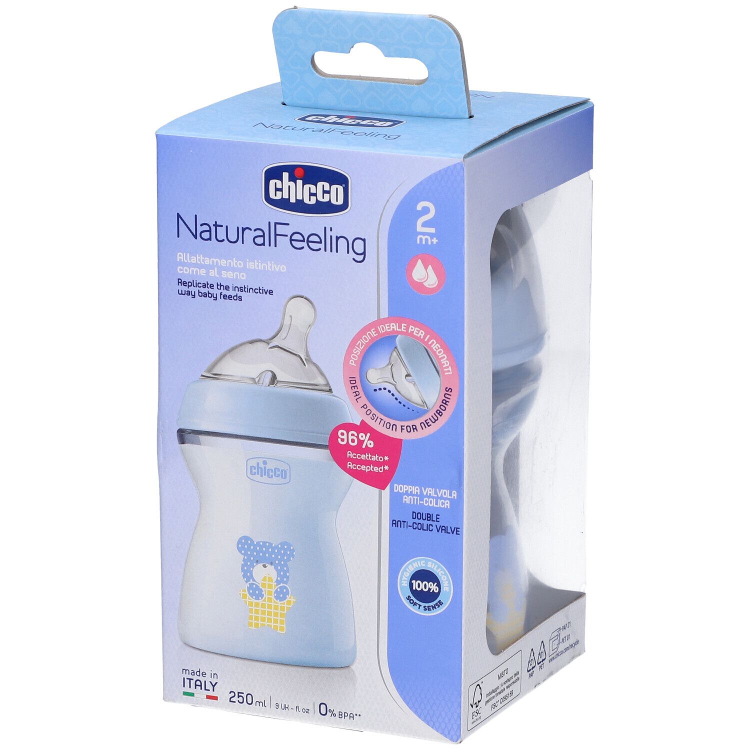 Biberon Chicco NaturalFeeling in confezione. Bottiglia blu, cappuccio trasparente. 250ml, 2m+. Finestra.