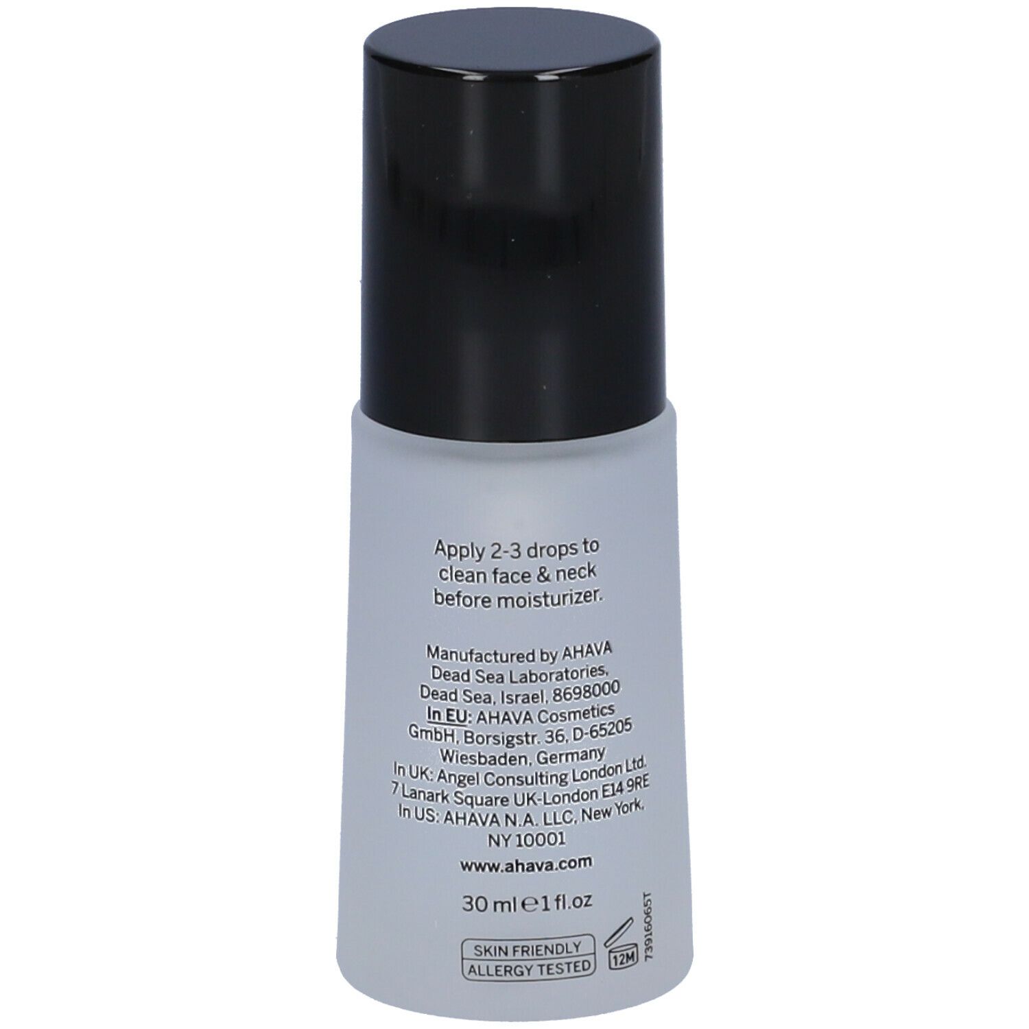 Flacone con tappo nero. Testo: Apply 2-3 drops to clean face & neck before moisturizer. 30 ml.