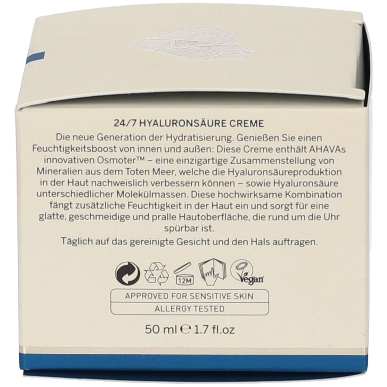 Oberseite der Schachtel. Text: 24/7 HYALURONSÄURE CREME. APPROVED FOR SENSITIVE SKIN. 50 ml e 1.7 fl.oz.