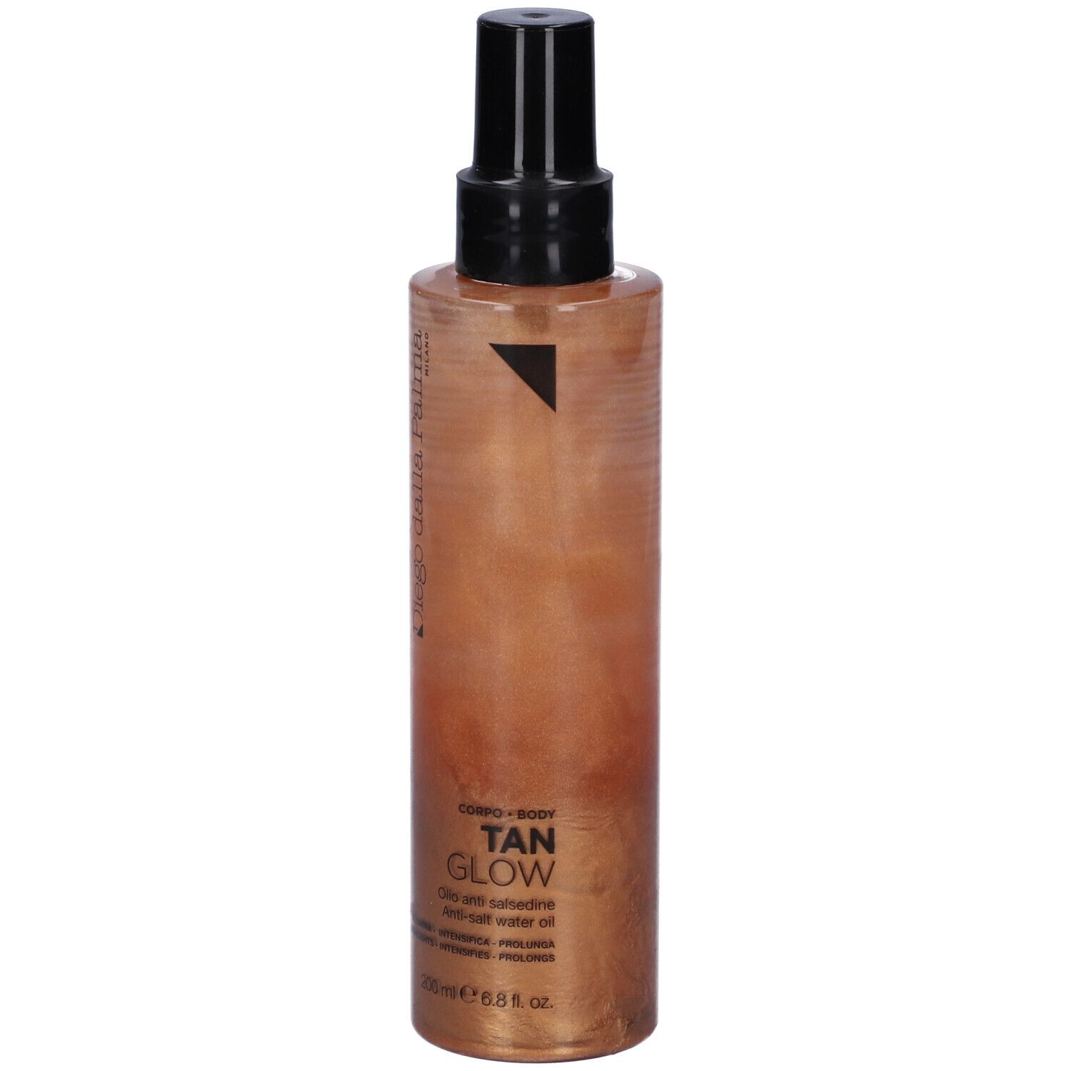 Flacone spray olio abbronzante. Olio dorato in flacone cilindrico con erogatore nero. Marchio e testo.