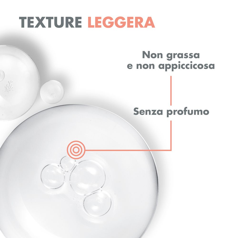 Primo piano di liquido con bolle. Testo: Texture leggera, non grassa e non appiccicosa, senza profumo.