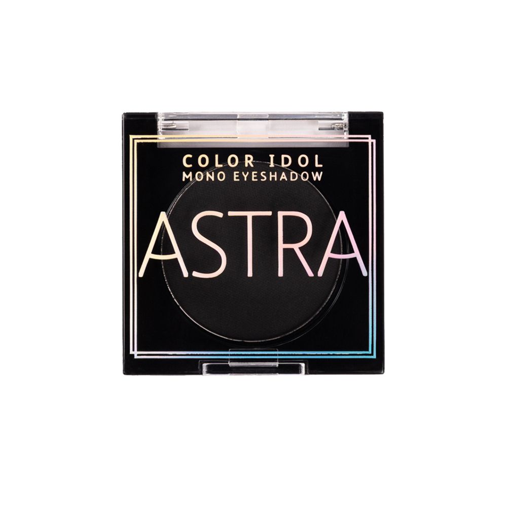 Ombretto nero in confezione quadrata. Marchio ASTRA, scritta COLOR IDOL MONO EYESHADOW.