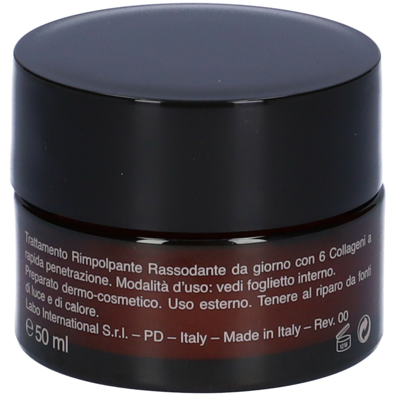 Vaso di crema marrone con coperchio nero. Testo: Trattamento, istruzioni per l'uso, prodotto in Italia, 50 ml.