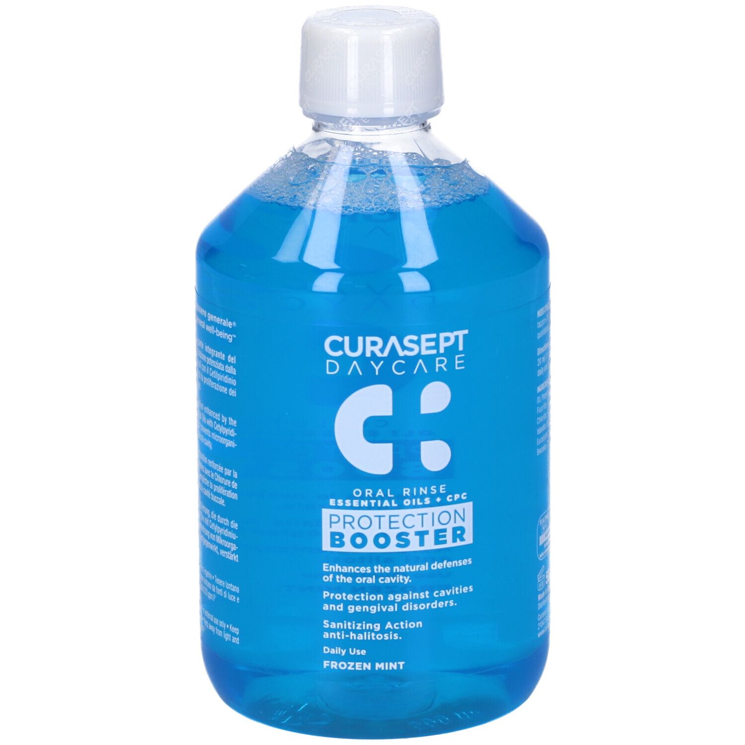 Collutorio in bottiglia trasparente con tappo bianco. Liquido blu. Testo: CURASEPT DAYCARE, PROTECTION BOOSTER.