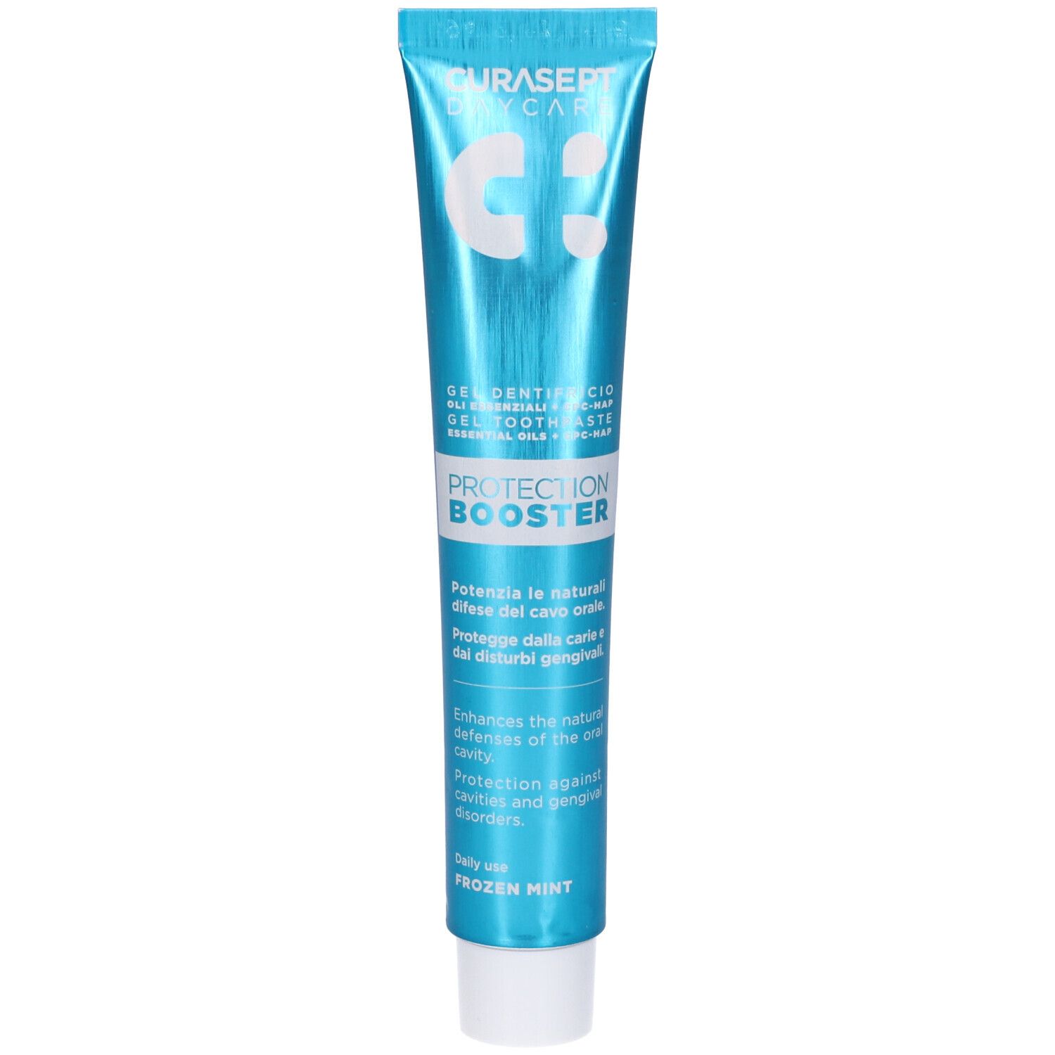 Tubo dentifricio blu-argento, testo: PROTECTION BOOSTER, Frozen Mint. Marchio: Curasept Daycare.