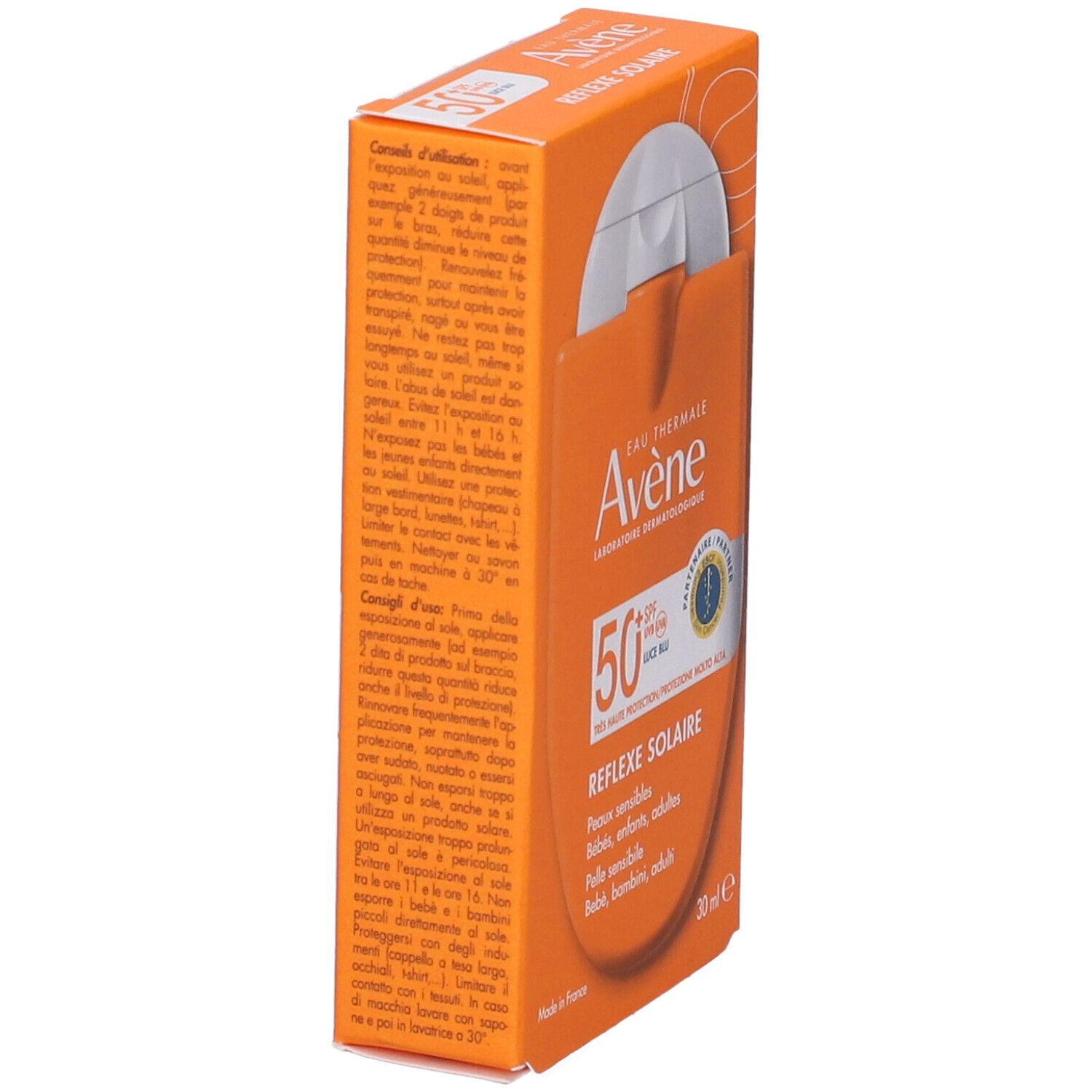 Confezione di crema solare arancione. Marca Avène, SPF 50+. Testo: Reflexe Solaire, per neonati, bambini, adulti. 30 ml. Prodotto in Francia.