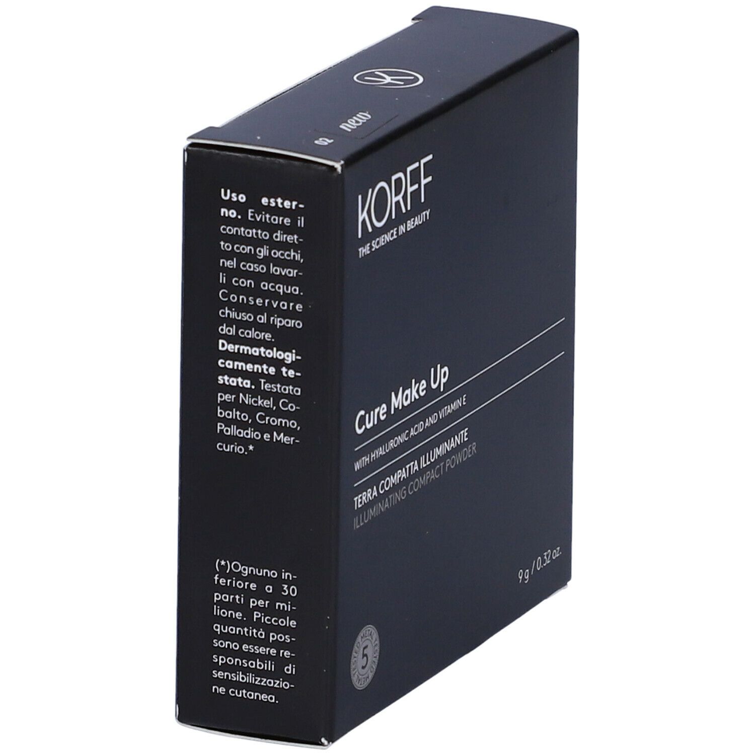 KORFF Terra Compatta Illuminante 02. Confezione nera. Testo: Cure Make Up, Terra Compatta Illuminante. Dermatologicamente testato.