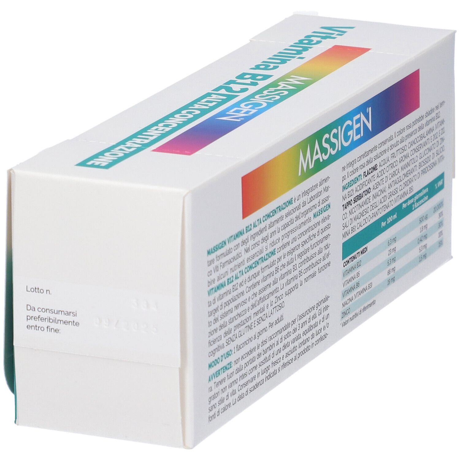 Schrägansicht der Massigen Vitamina B12-Verpackung. Text mit Verfallsdatum. Marke Marco Viti.